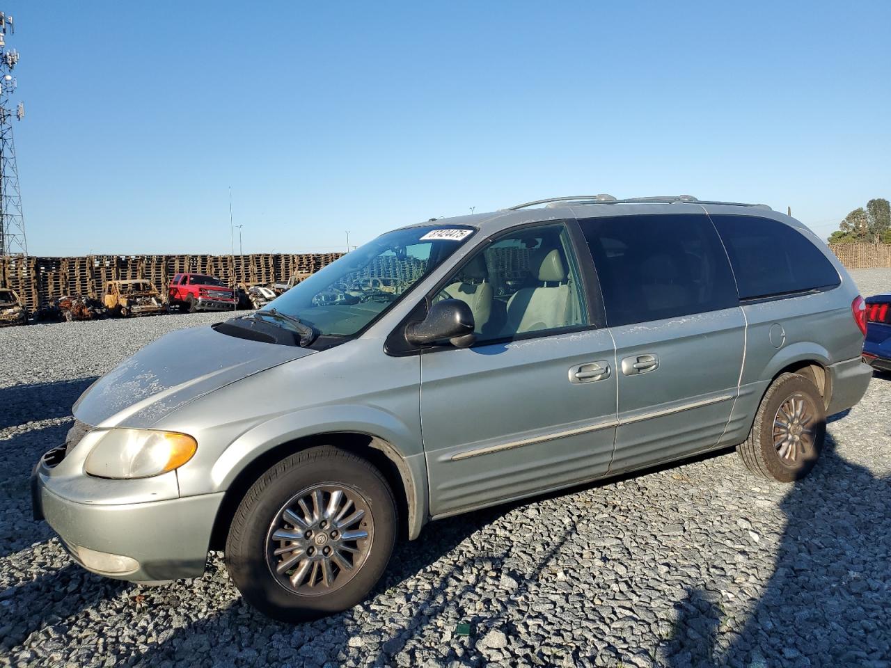 2003 Chrysler Town & Country Limited Silver vin: 2C8GP64L73R158488