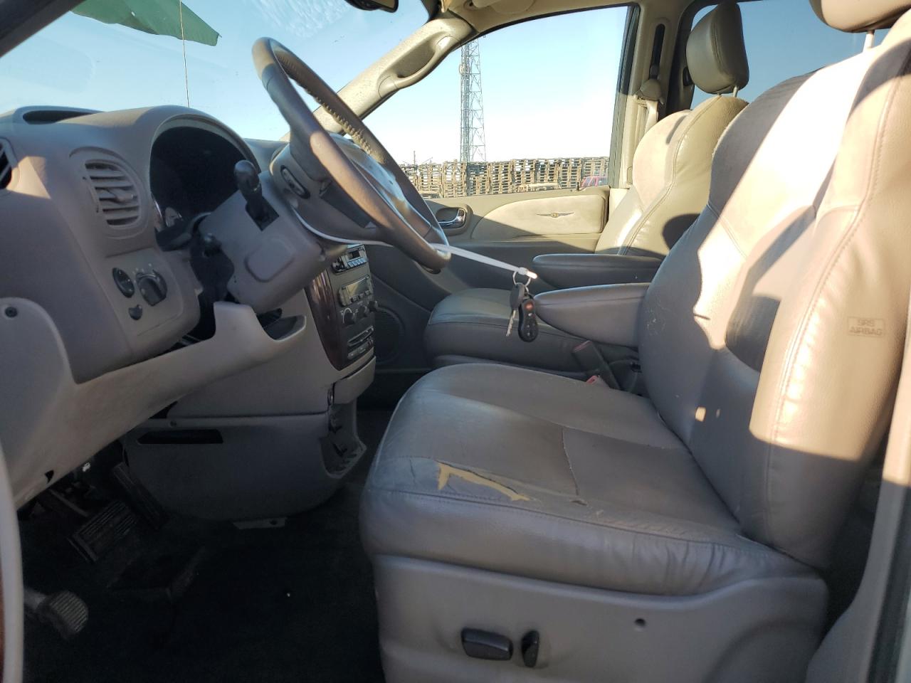 2003 Chrysler Town & Country Limited Silver vin: 2C8GP64L73R158488