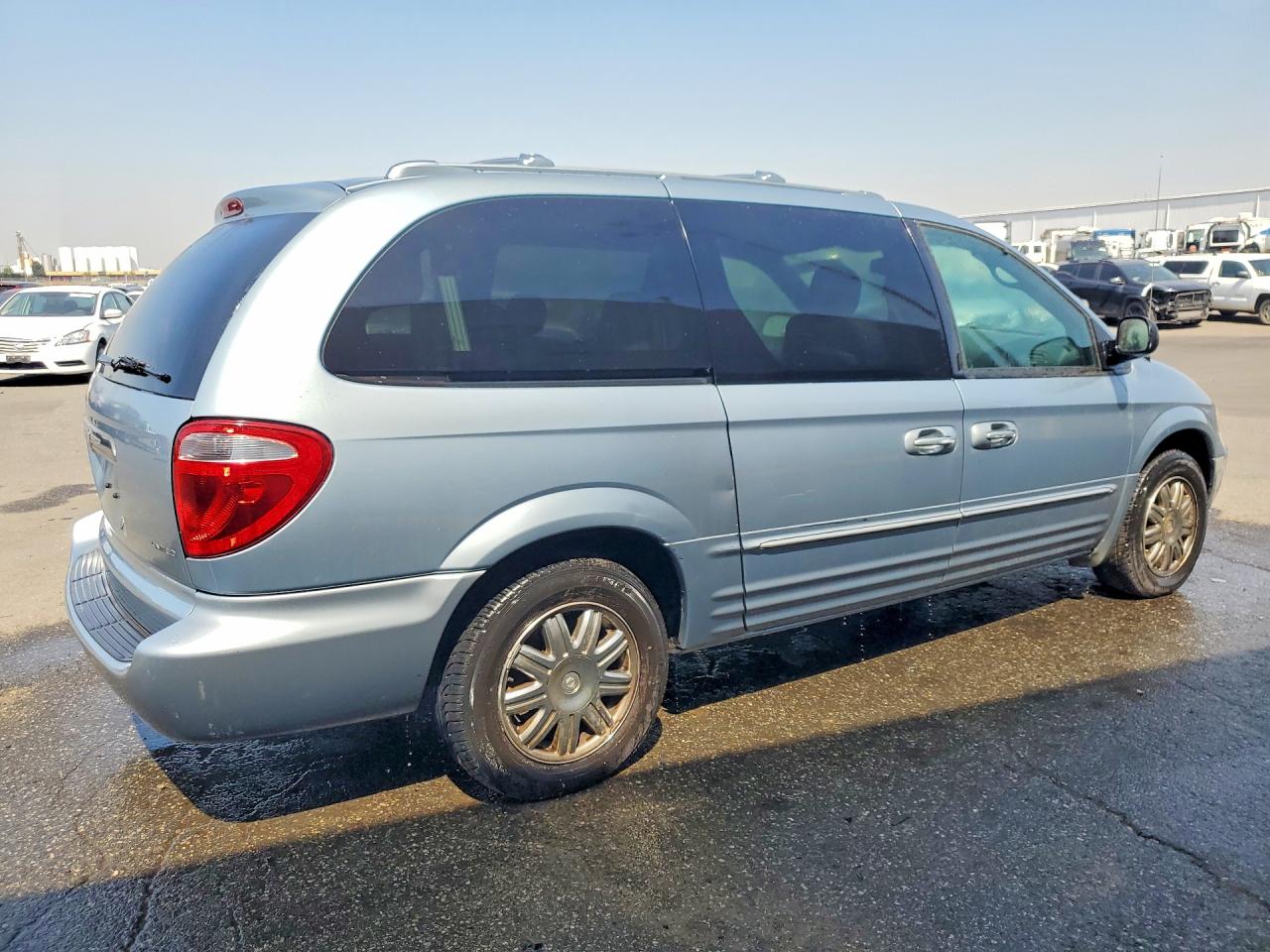 2004 Chrysler Town & Country Limited Синий vin: 2C8GP64L74R519123