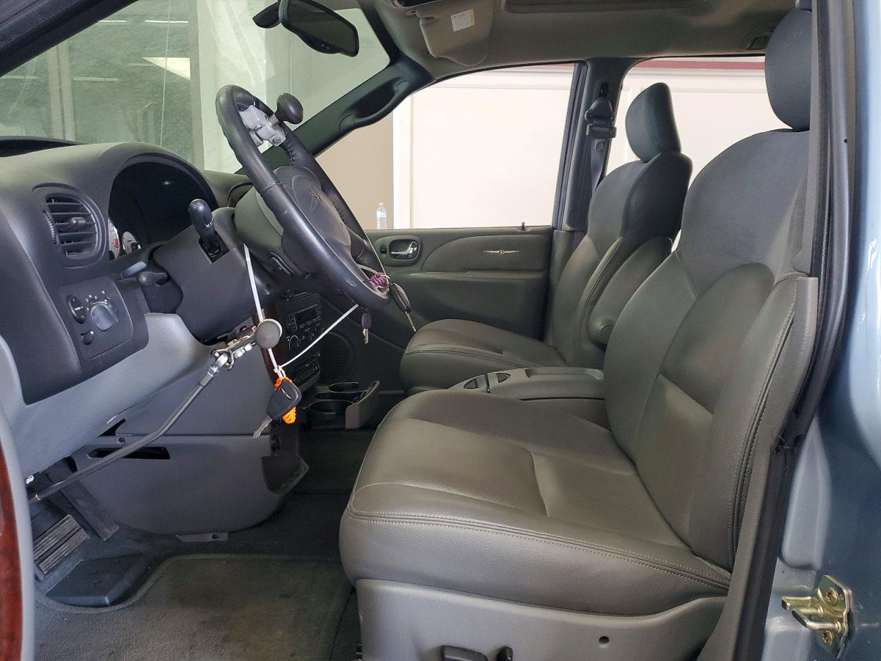 2004 Chrysler Town & Country Limited Синий vin: 2C8GP64L74R519123