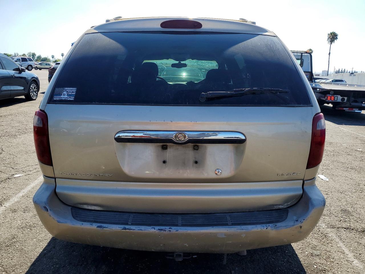 2001 Chrysler Town & Country Limited Tan vin: 2C8GP64L81R234779