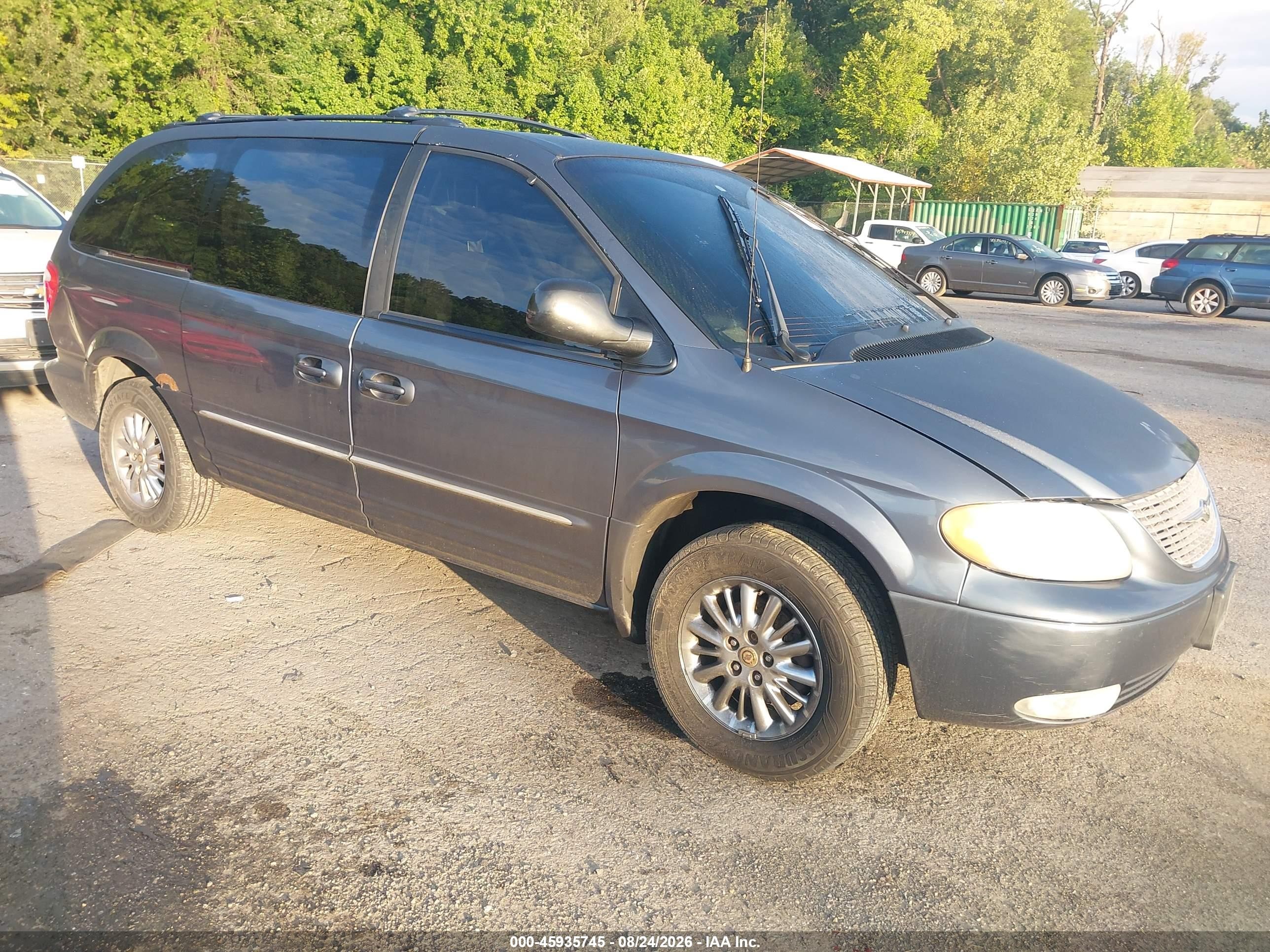 2002 Chrysler Town & Country Limited Blue vin: 2C8GP64L82R564343
