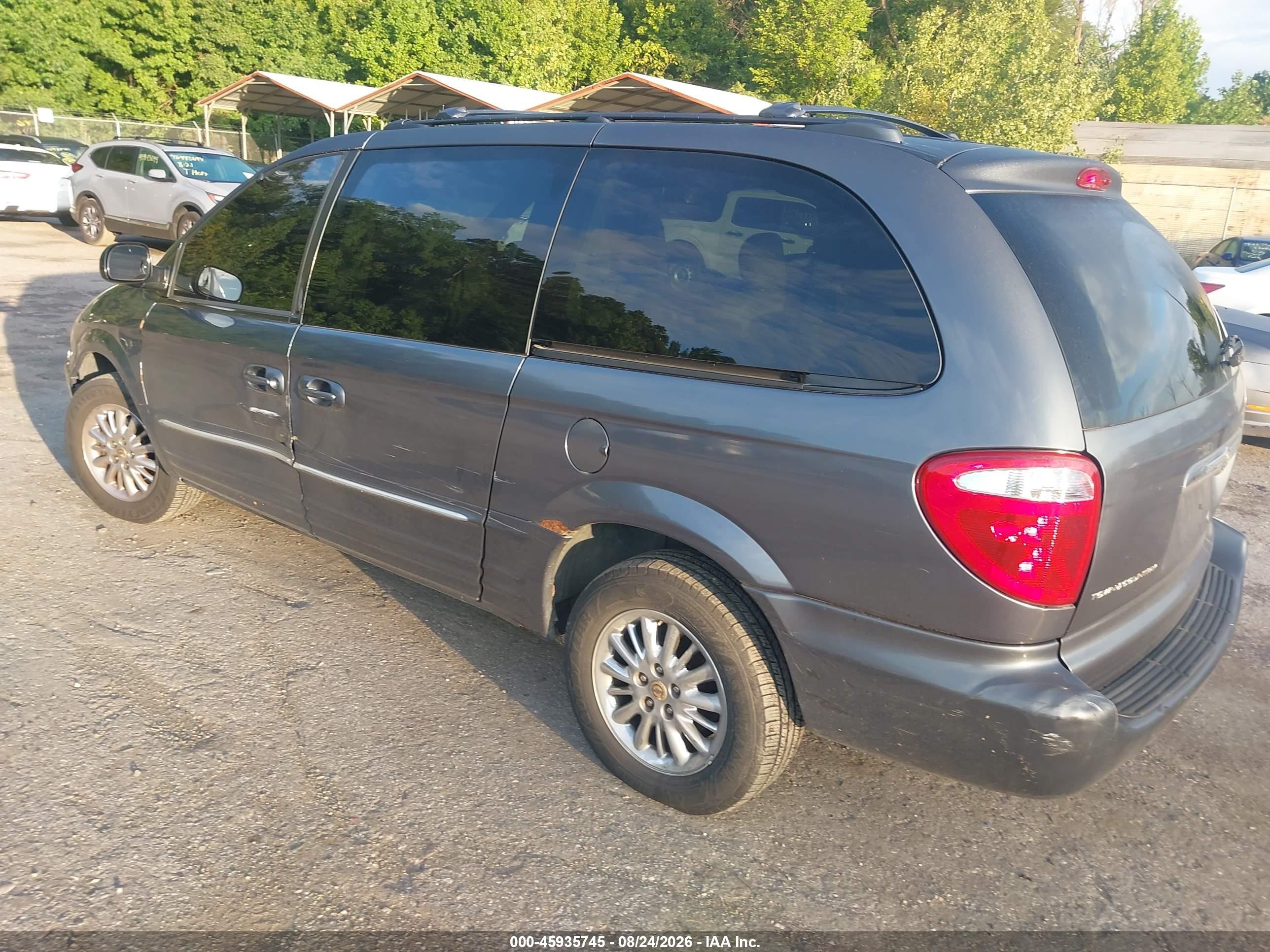 2002 Chrysler Town & Country Limited Blue vin: 2C8GP64L82R564343