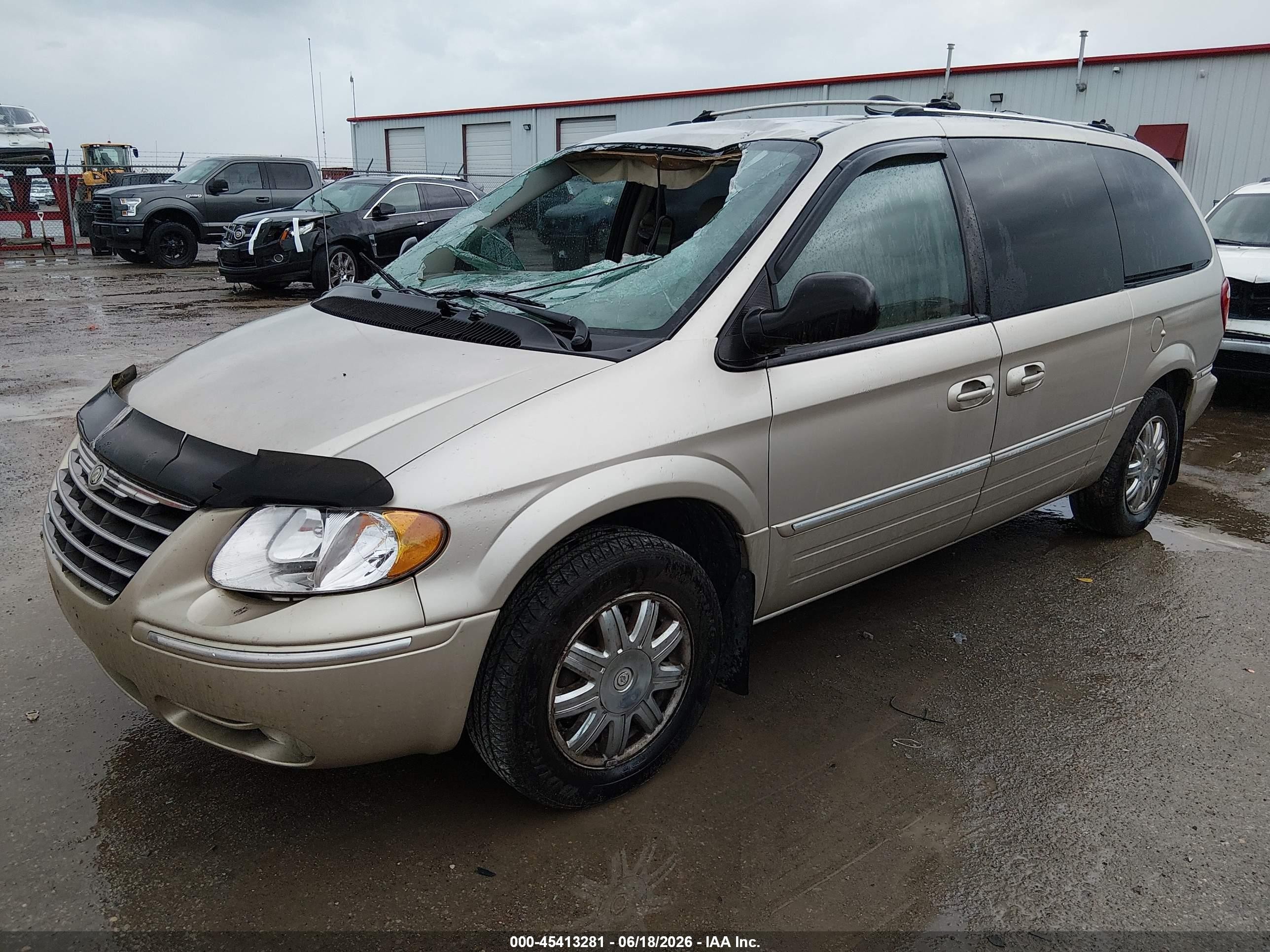 2005 Chrysler Town & Country Limited Champagne vin: 2C8GP64L85R123638