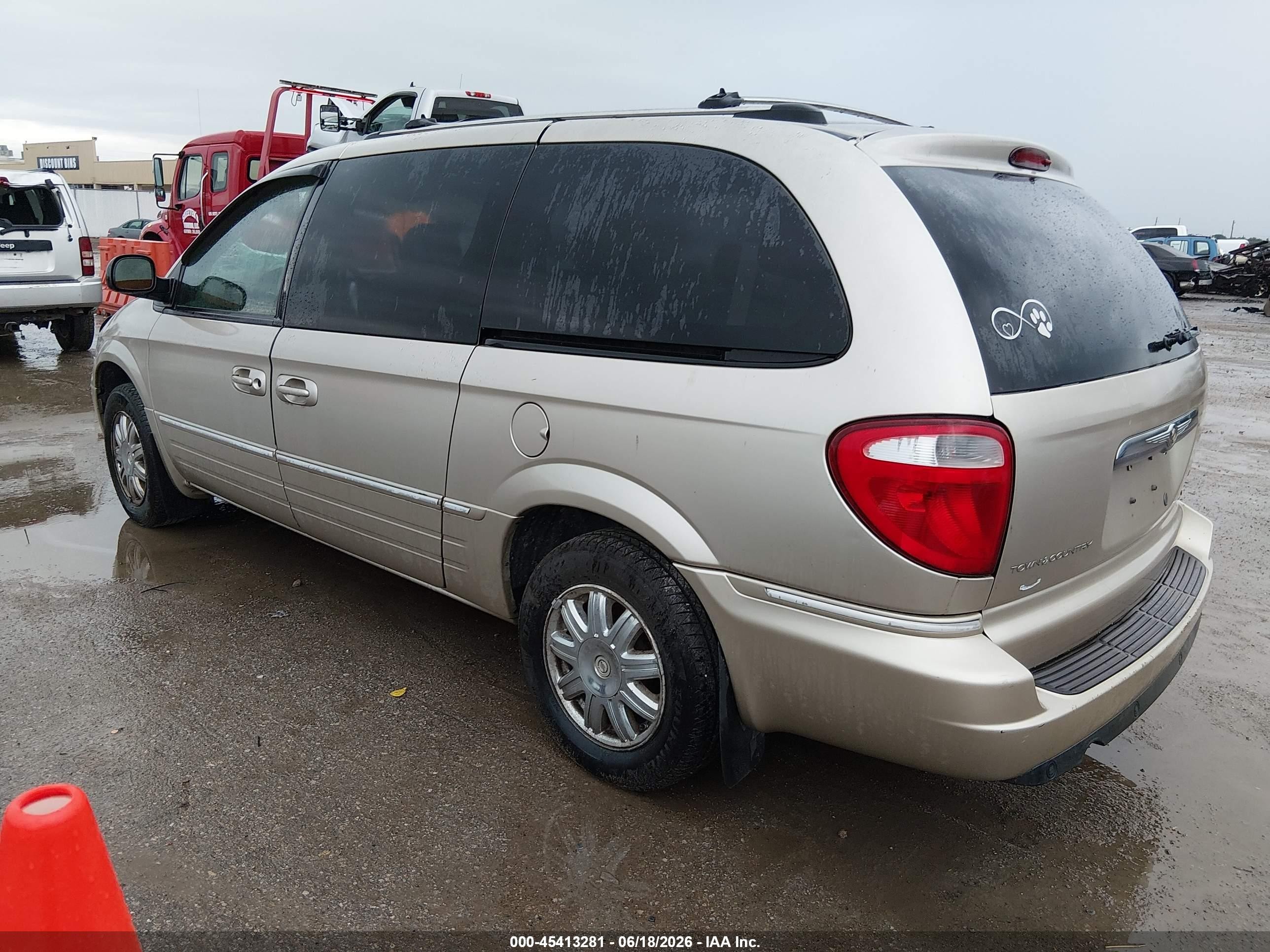 2005 Chrysler Town & Country Limited Champagne vin: 2C8GP64L85R123638