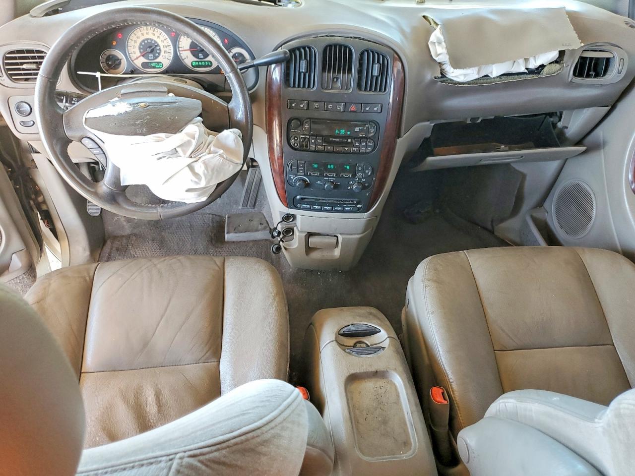 2002 Chrysler Town & Country Limited Gold vin: 2C8GP64L92R613047