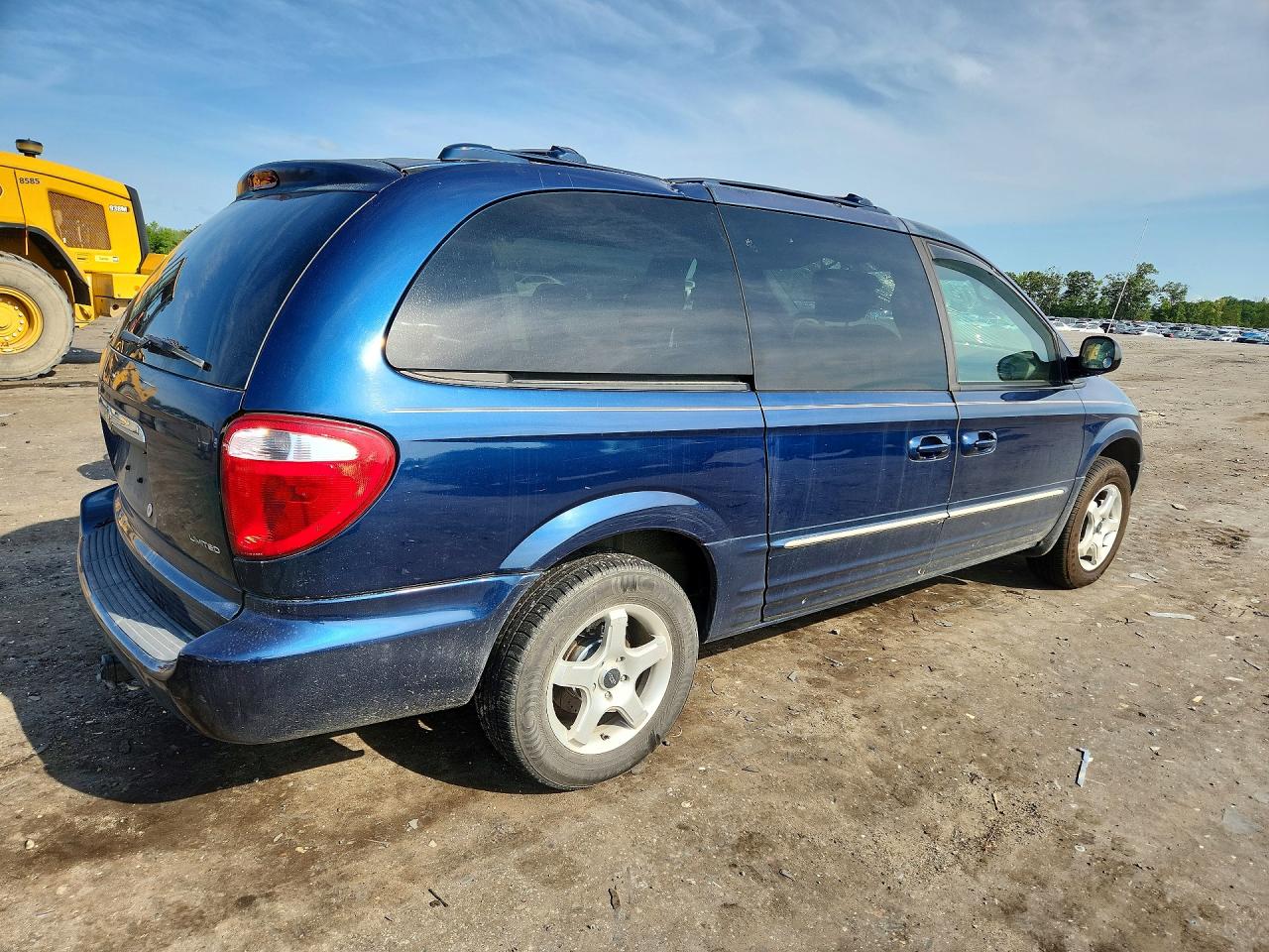 2003 Chrysler Town & Country Limited Blue vin: 2C8GP64L93R105744