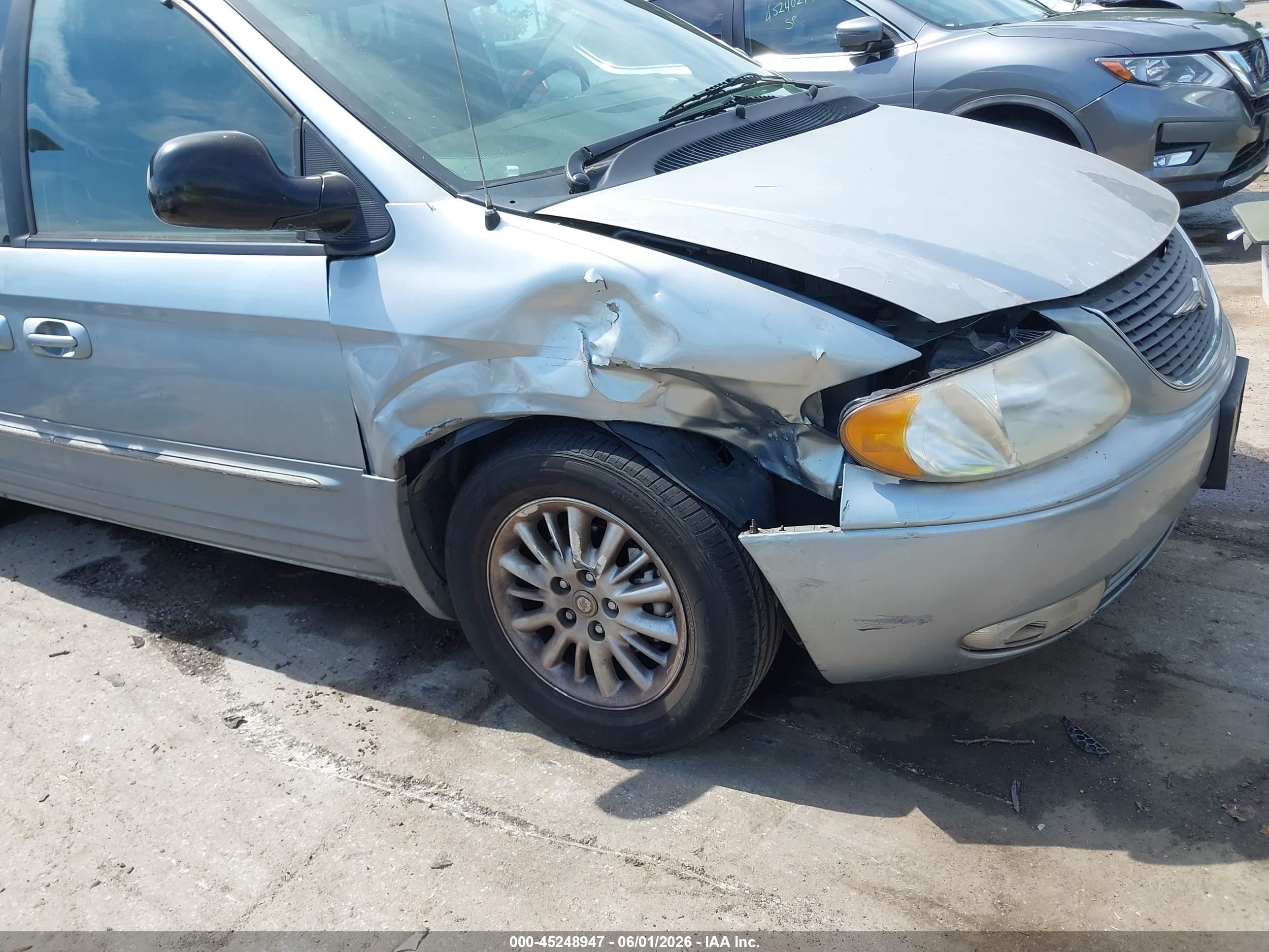 2003 Chrysler Town & Country Limited Light Blue vin: 2C8GP64L93R144673