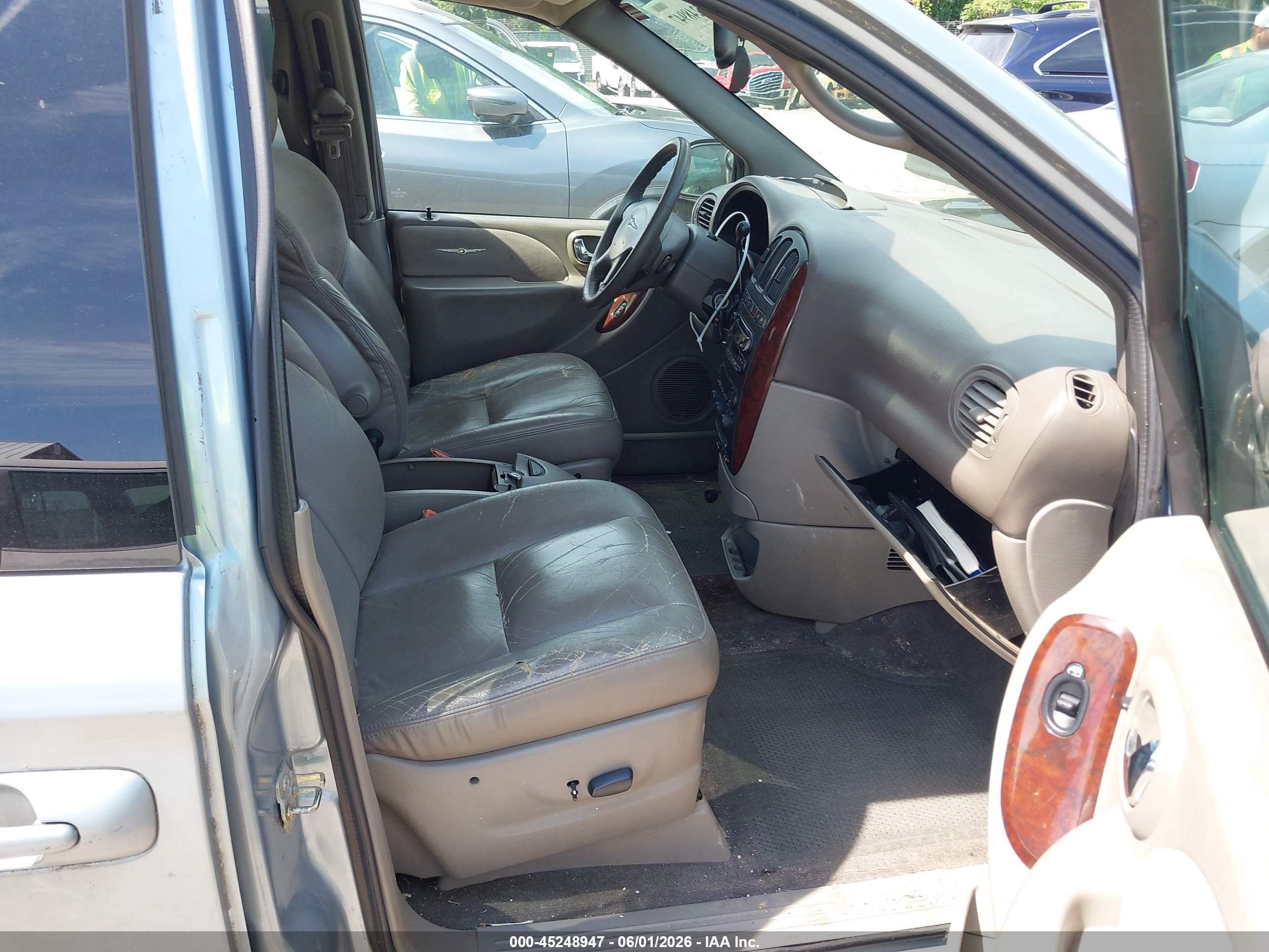 2003 Chrysler Town & Country Limited Light Blue vin: 2C8GP64L93R144673
