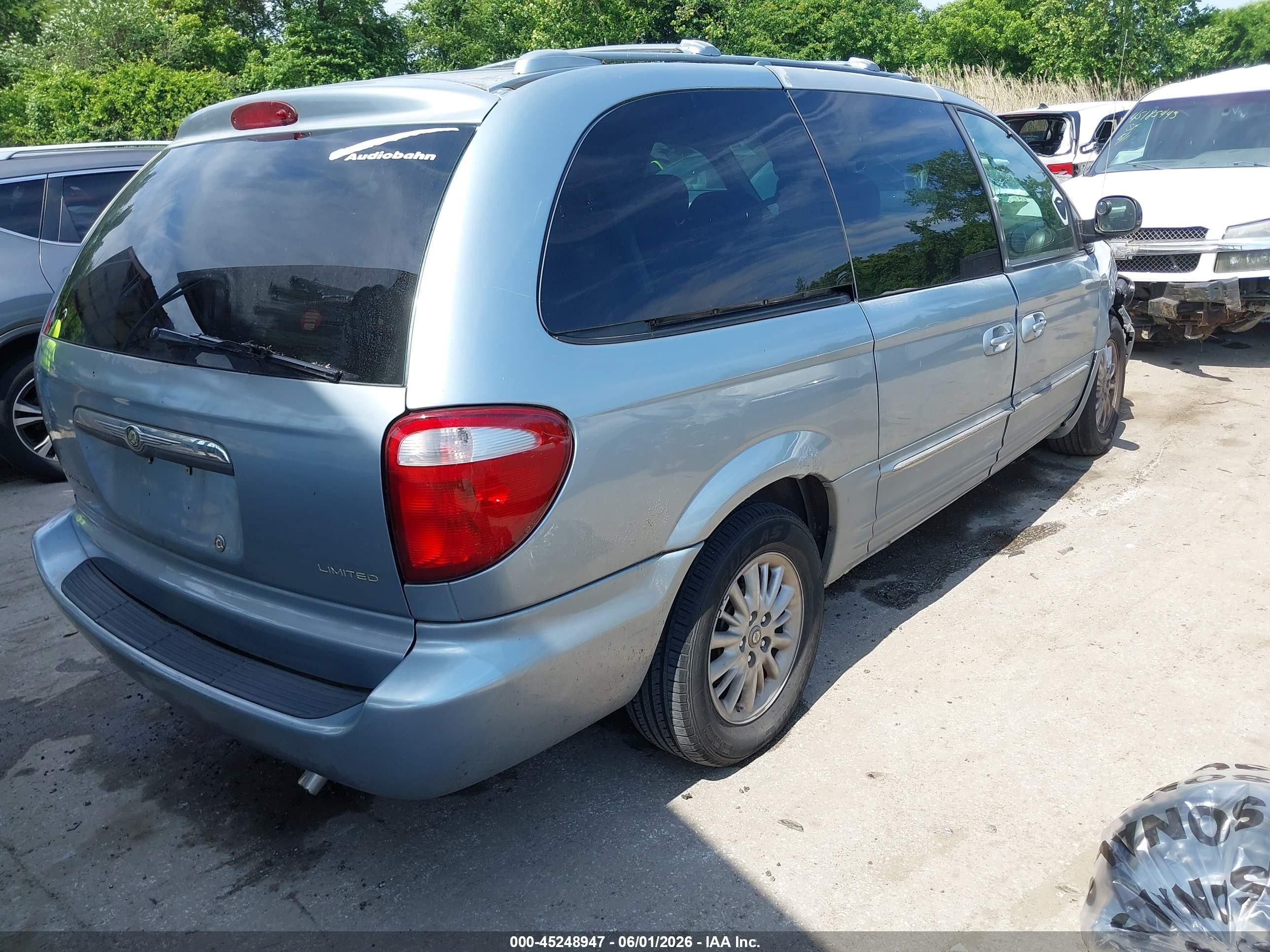 2003 Chrysler Town & Country Limited Light Blue vin: 2C8GP64L93R144673