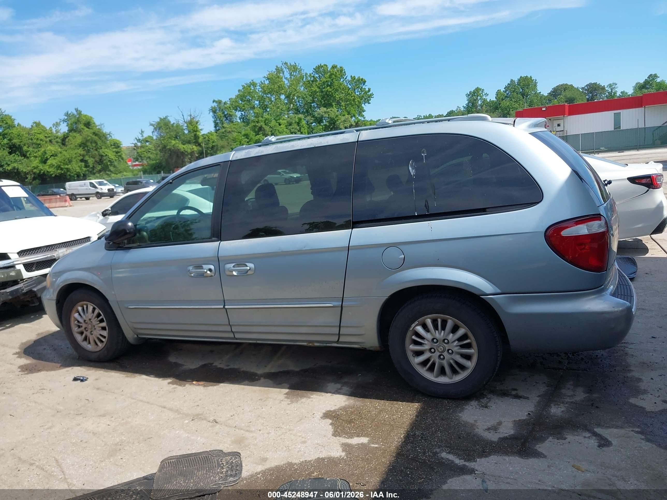 2003 Chrysler Town & Country Limited Light Blue vin: 2C8GP64L93R144673