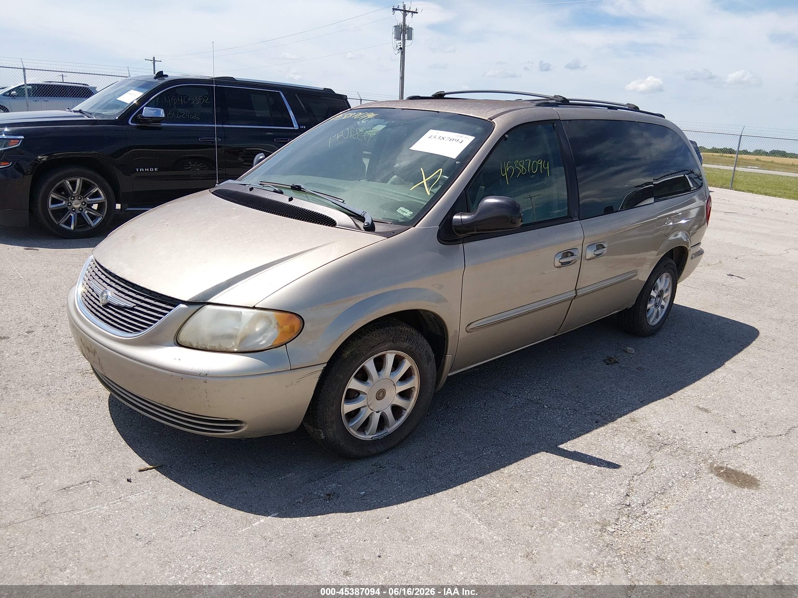 2003 Chrysler Town & Country Ex Gold vin: 2C8GP74L53R119324