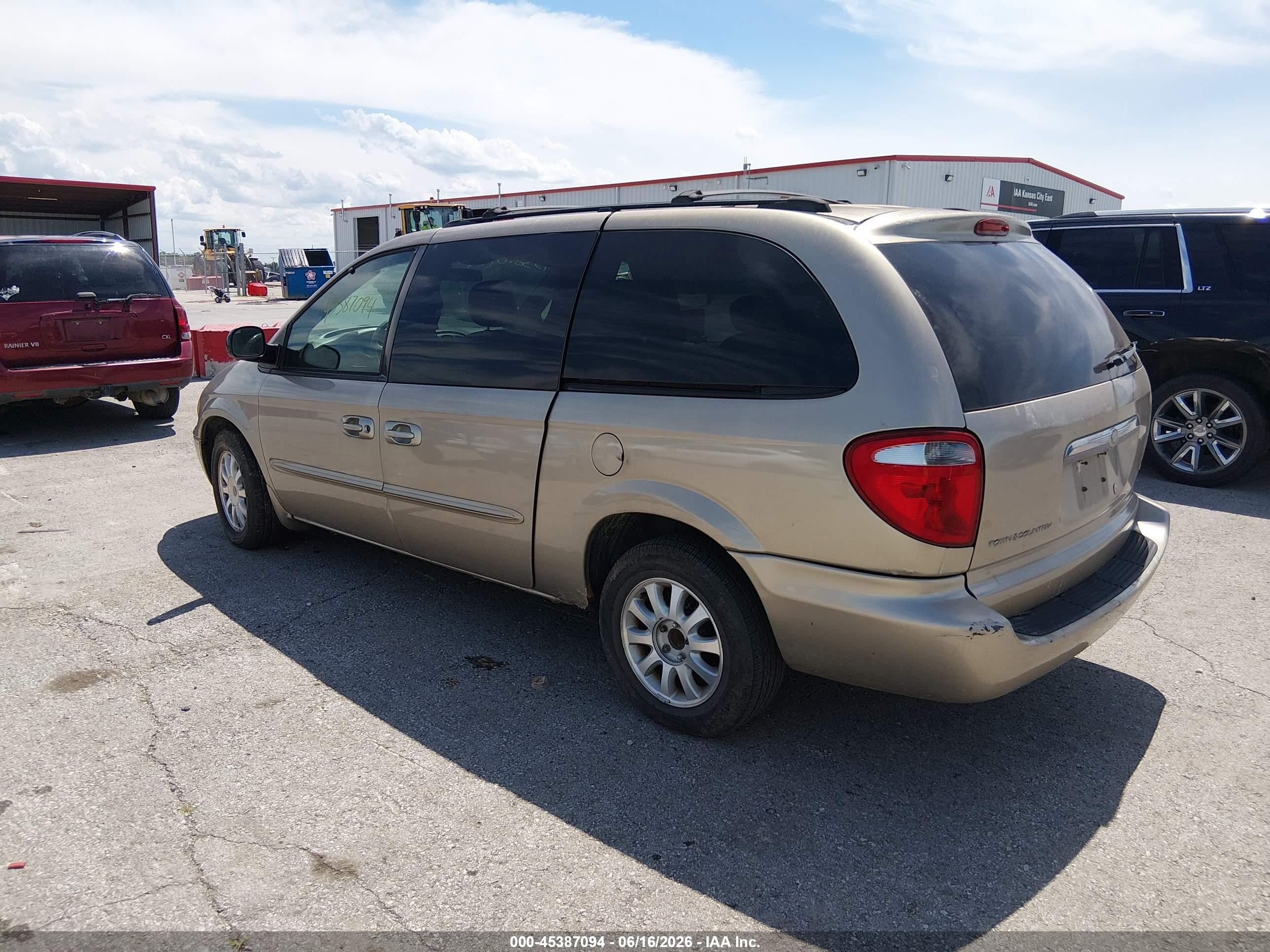 2003 Chrysler Town & Country Ex Gold vin: 2C8GP74L53R119324