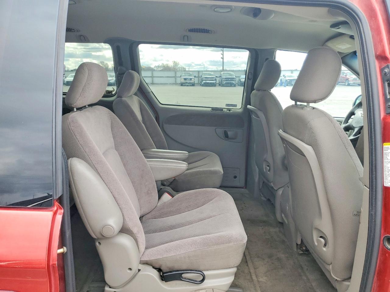 2001 Chrysler Town & Country Ex Red vin: 2C8GP74LX1R395253