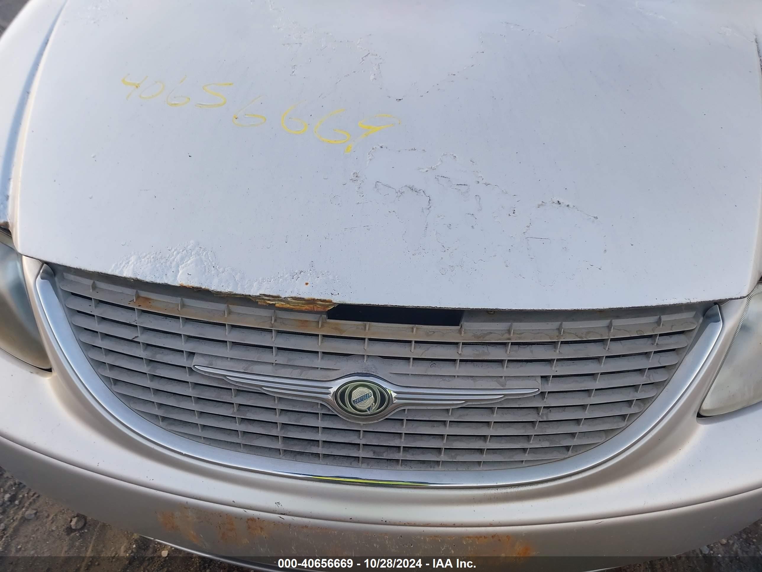 2002 Chrysler Town & Country Lxi Gray vin: 2C8GT54L92R557987