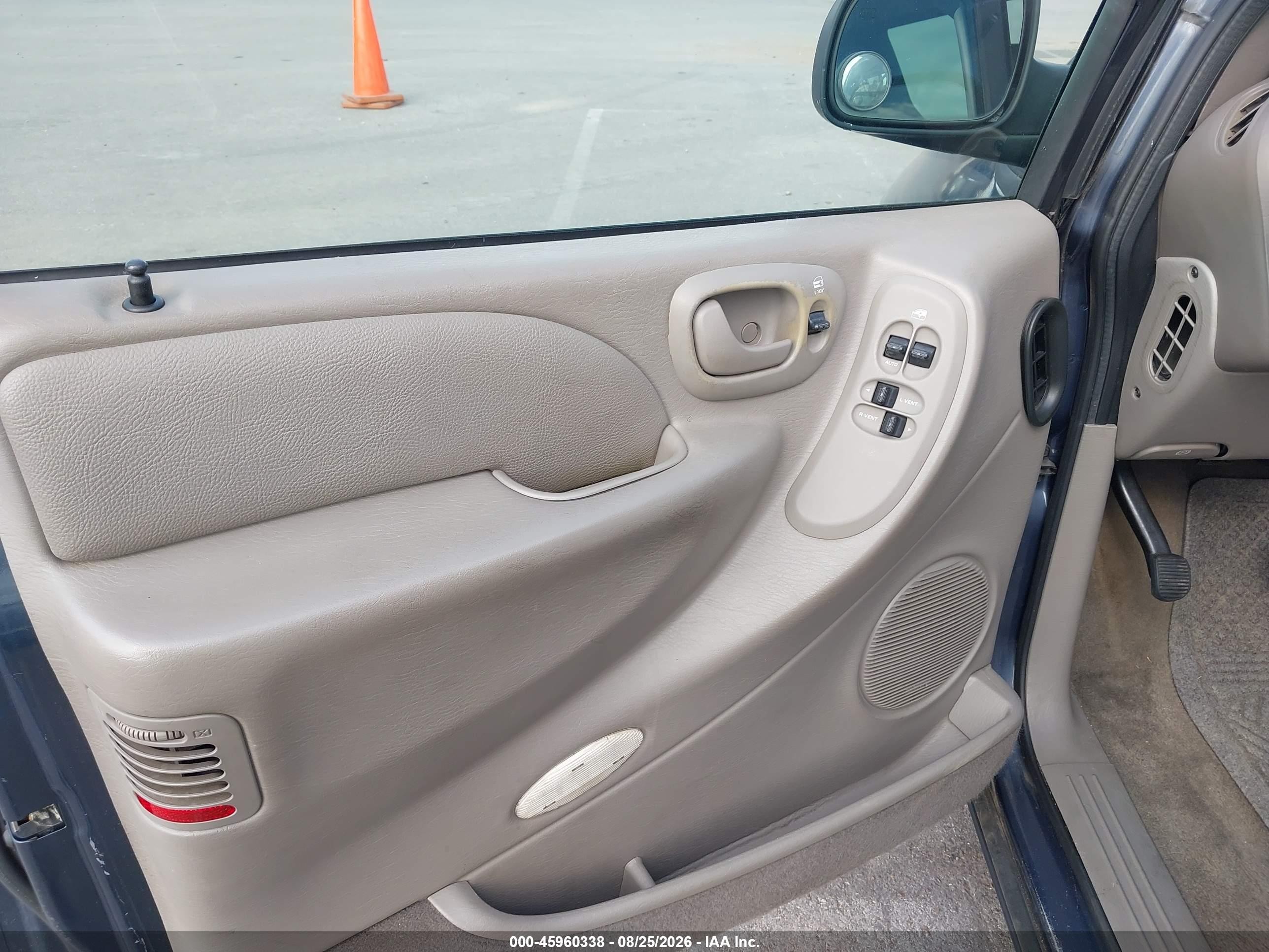 2001 Chrysler Town & Country Lxi Blue vin: 2C8GT54LX1R389582