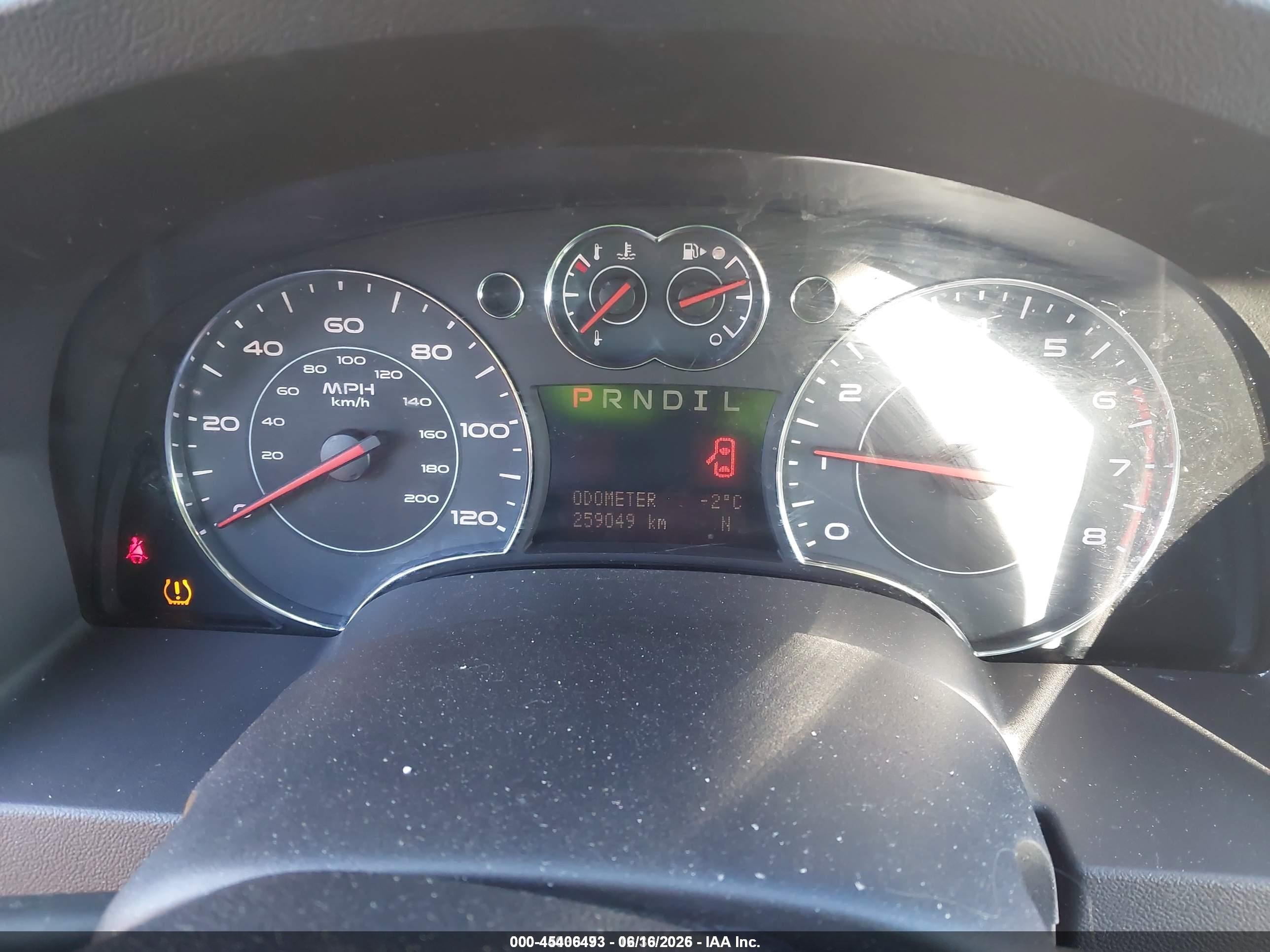 2008 Pontiac Torrent Серебряный vin: 2CKDL33F986301095