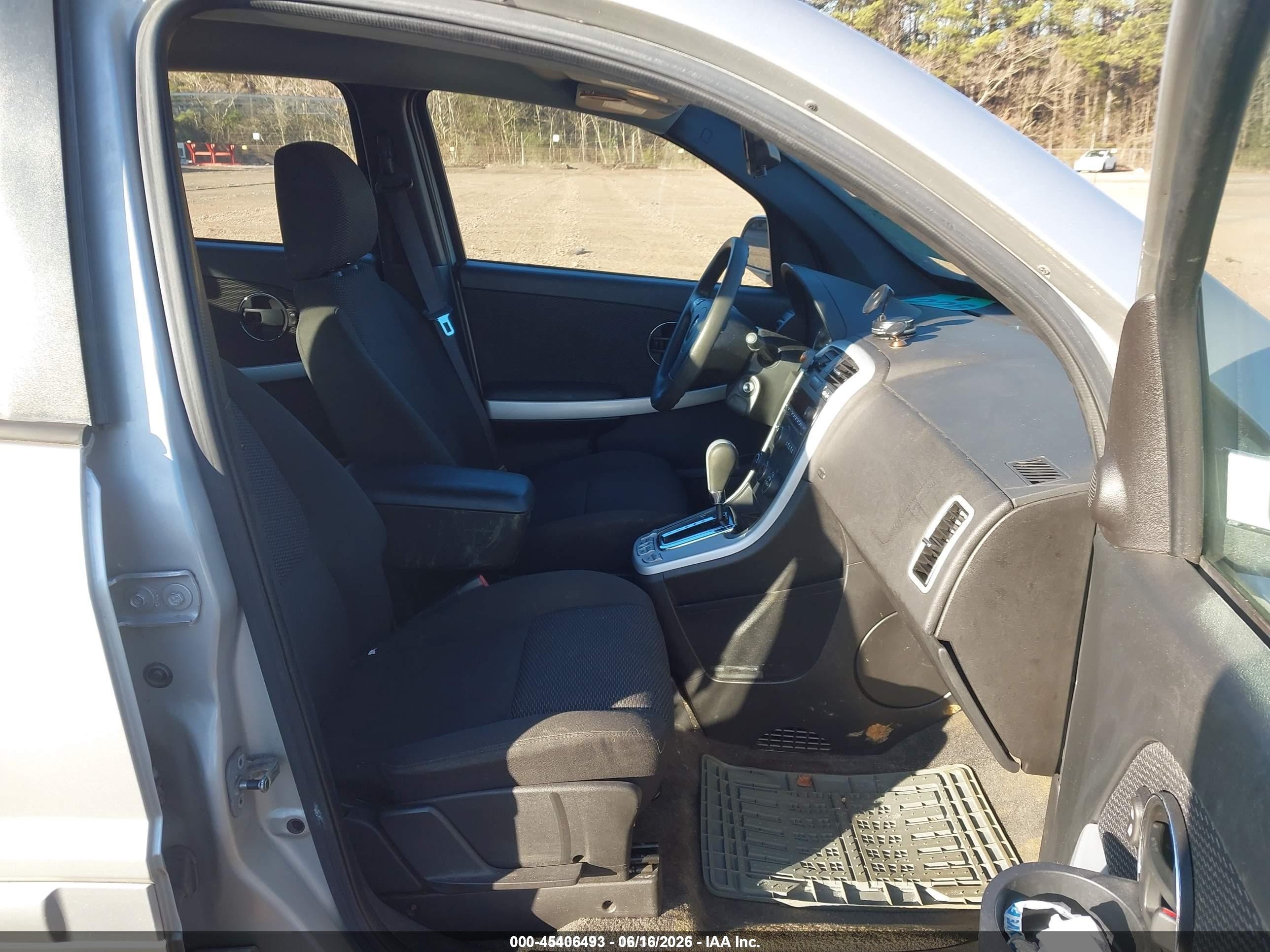2008 Pontiac Torrent Серебряный vin: 2CKDL33F986301095