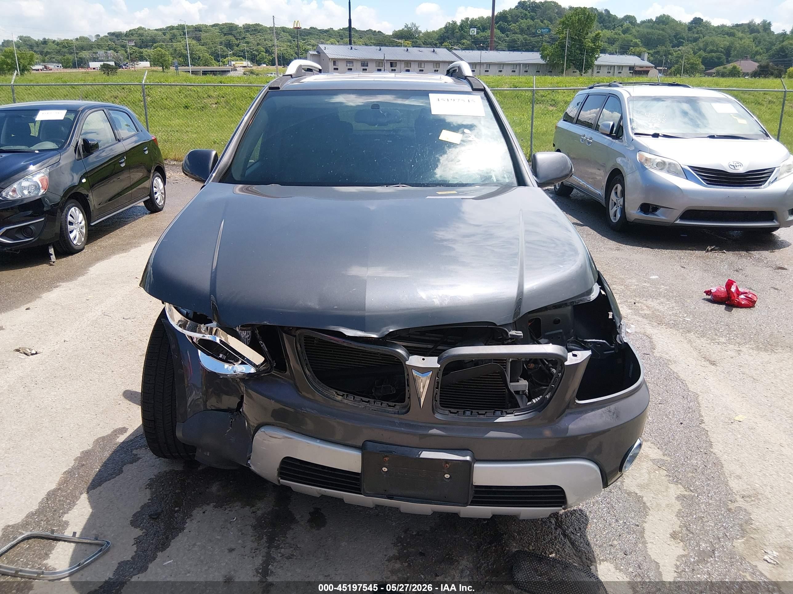 2009 Pontiac Torrent   Gray vin: 2CKDL33F996214315