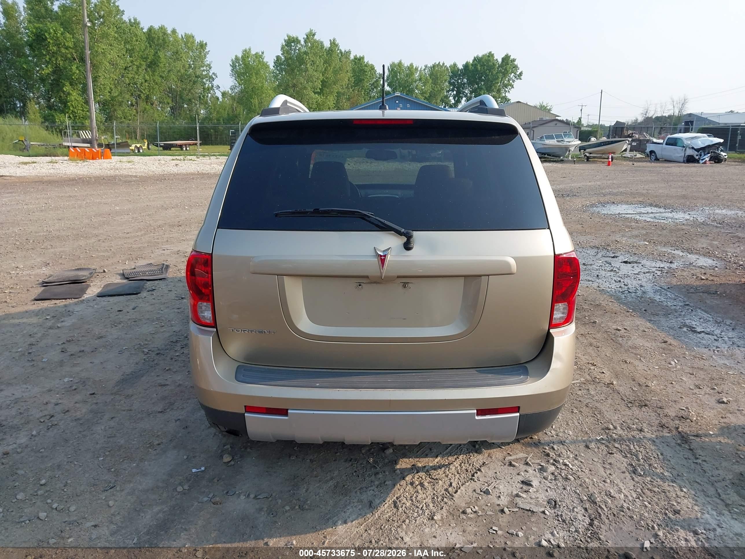 2008 Pontiac Torrent   Gold vin: 2CKDL33FX86034761