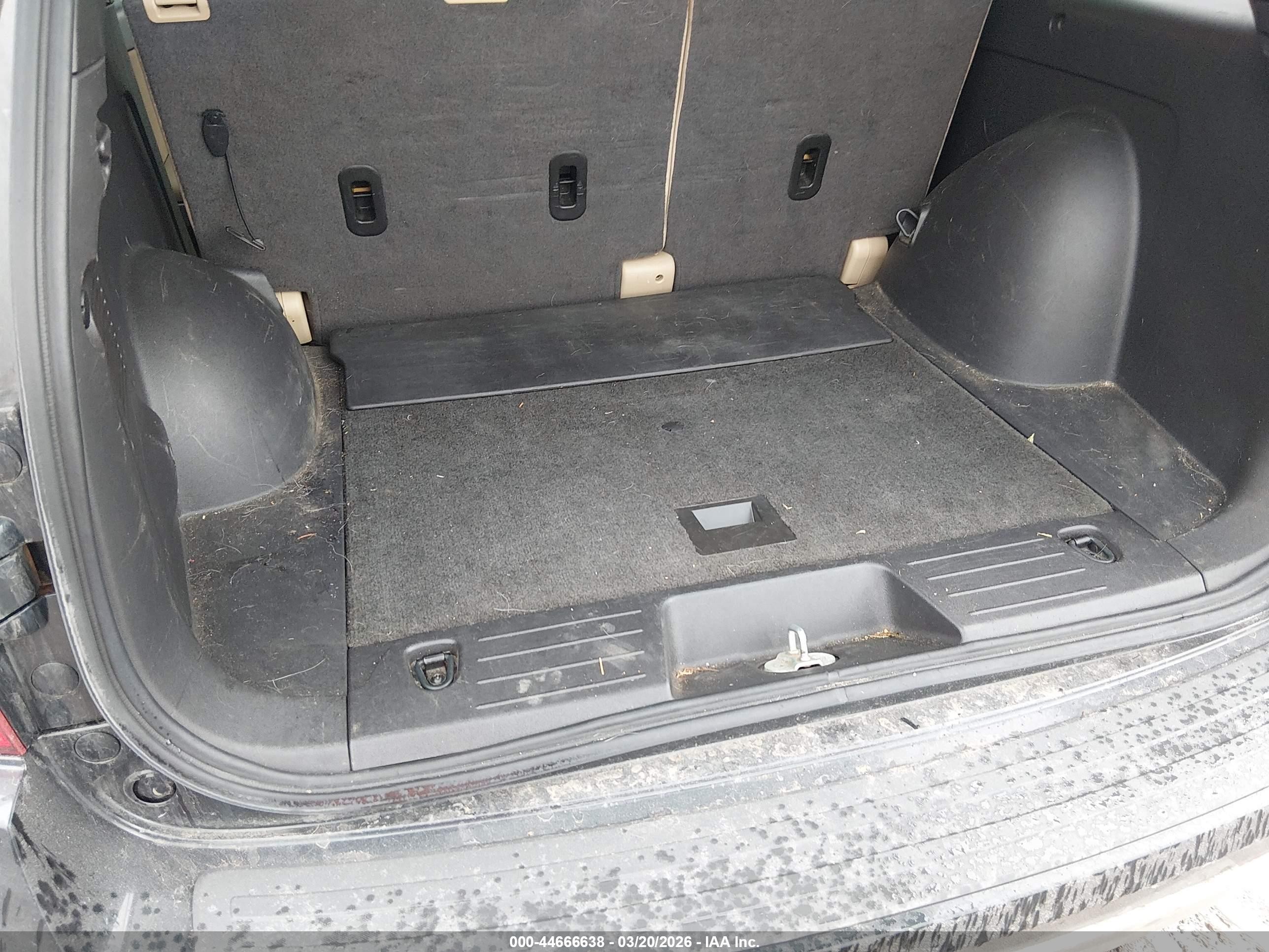 2009 Pontiac Torrent   Black vin: 2CKDL43F196217473