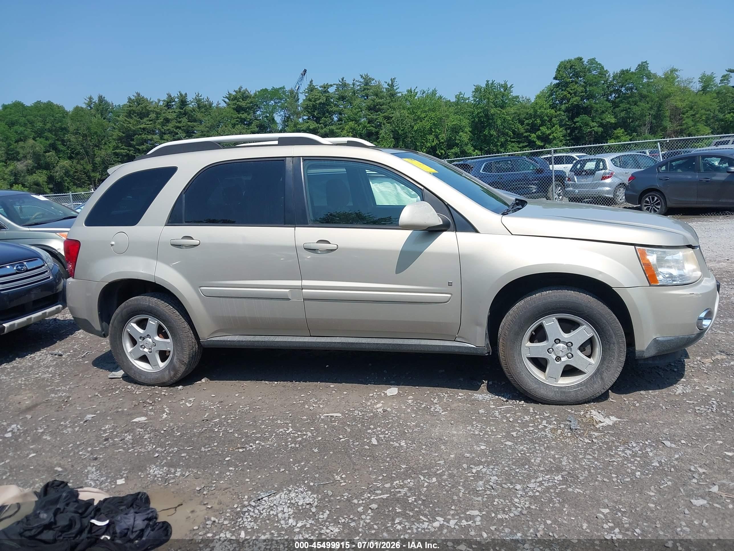 2009 Pontiac Torrent   Gold vin: 2CKDL43F296250935