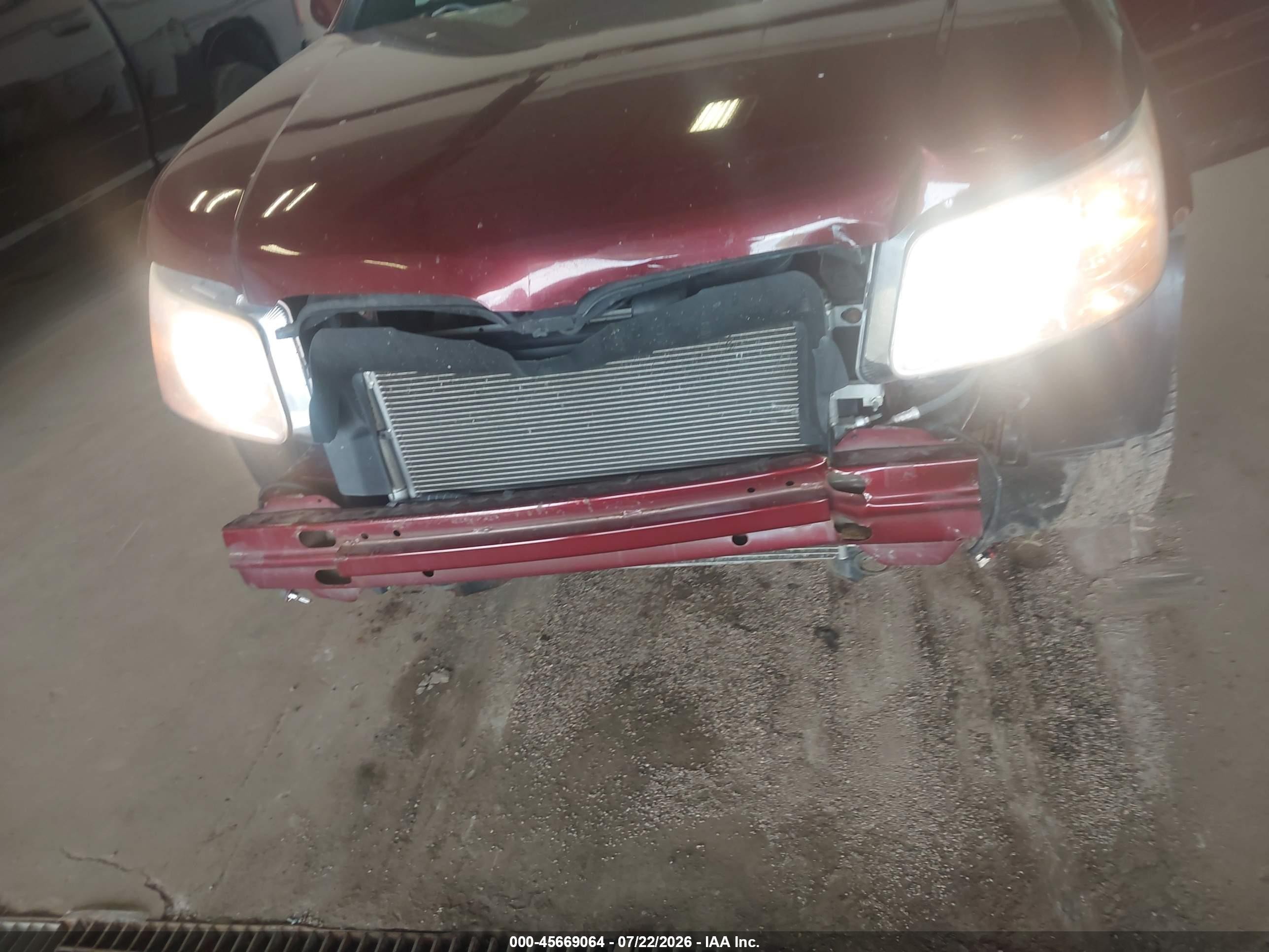 2009 Pontiac Torrent   Красный vin: 2CKDL43F596217413
