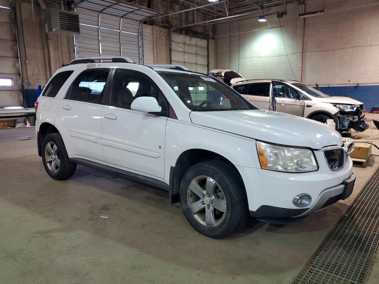 2008 Pontiac Torrent White vin: 2CKDL43F686340183