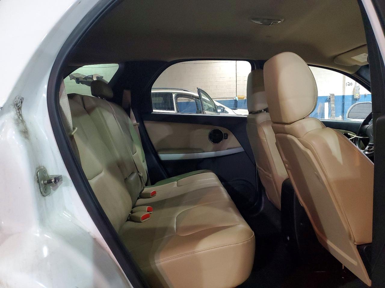 2008 Pontiac Torrent White vin: 2CKDL43F686340183
