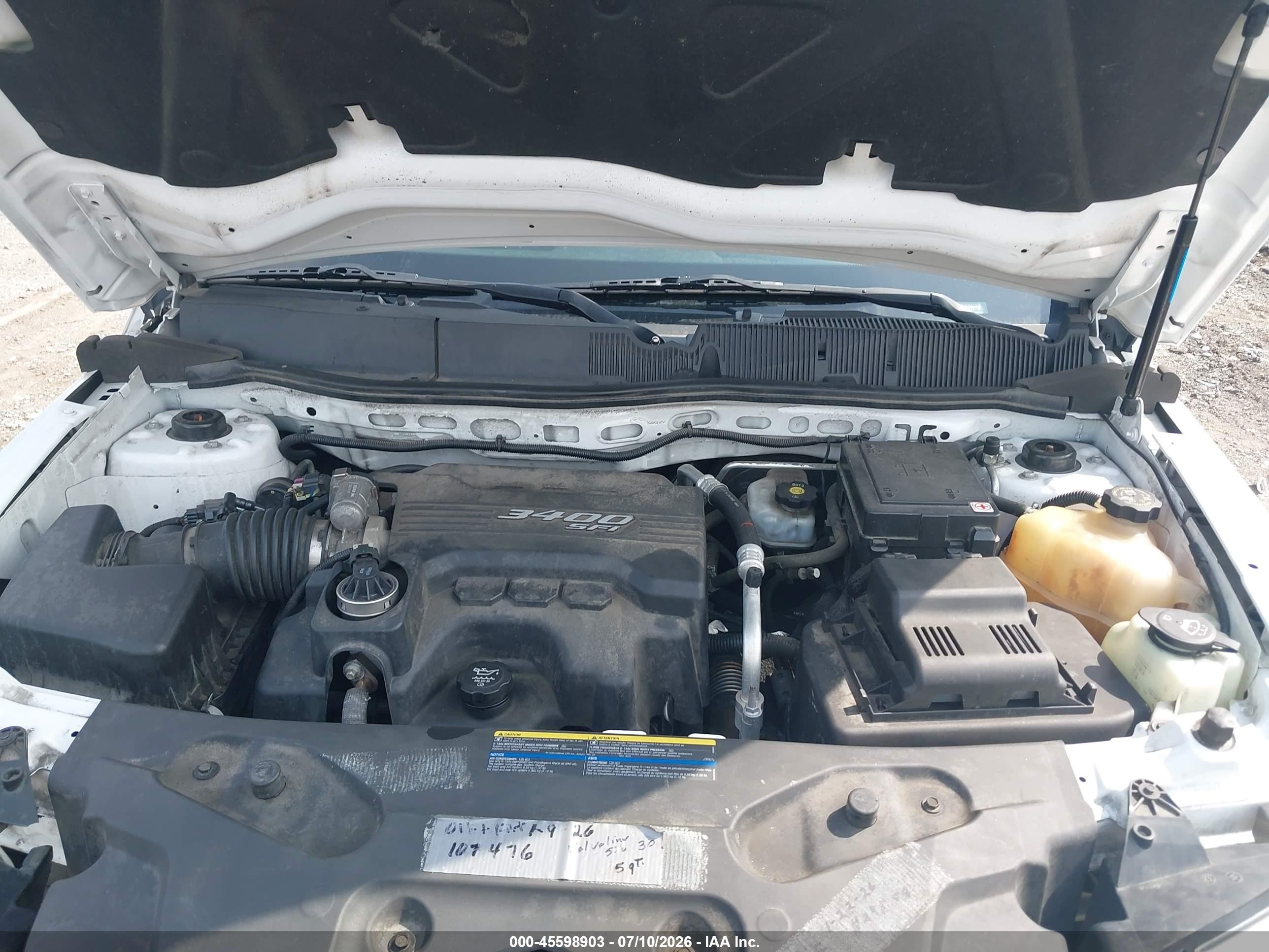 2007 Pontiac Torrent   White vin: 2CKDL63F076063623