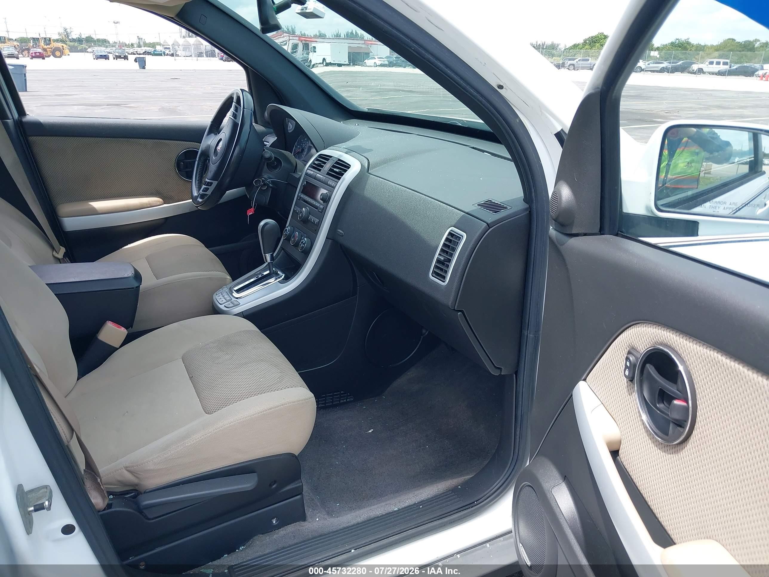 2007 Pontiac Torrent   Белый vin: 2CKDL63F076071673