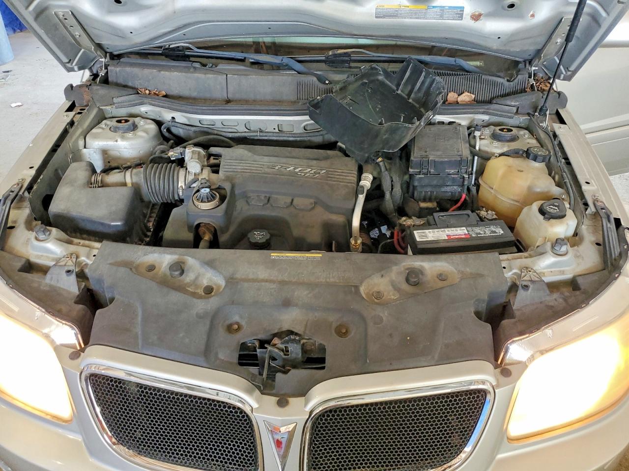 2007 Pontiac Torrent Silver vin: 2CKDL63F076105563