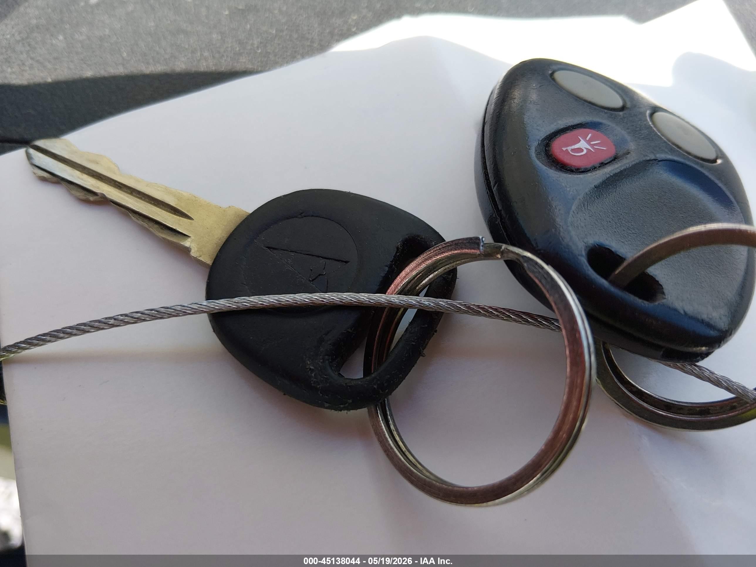 2006 Pontiac Torrent   Черный vin: 2CKDL63F166086388