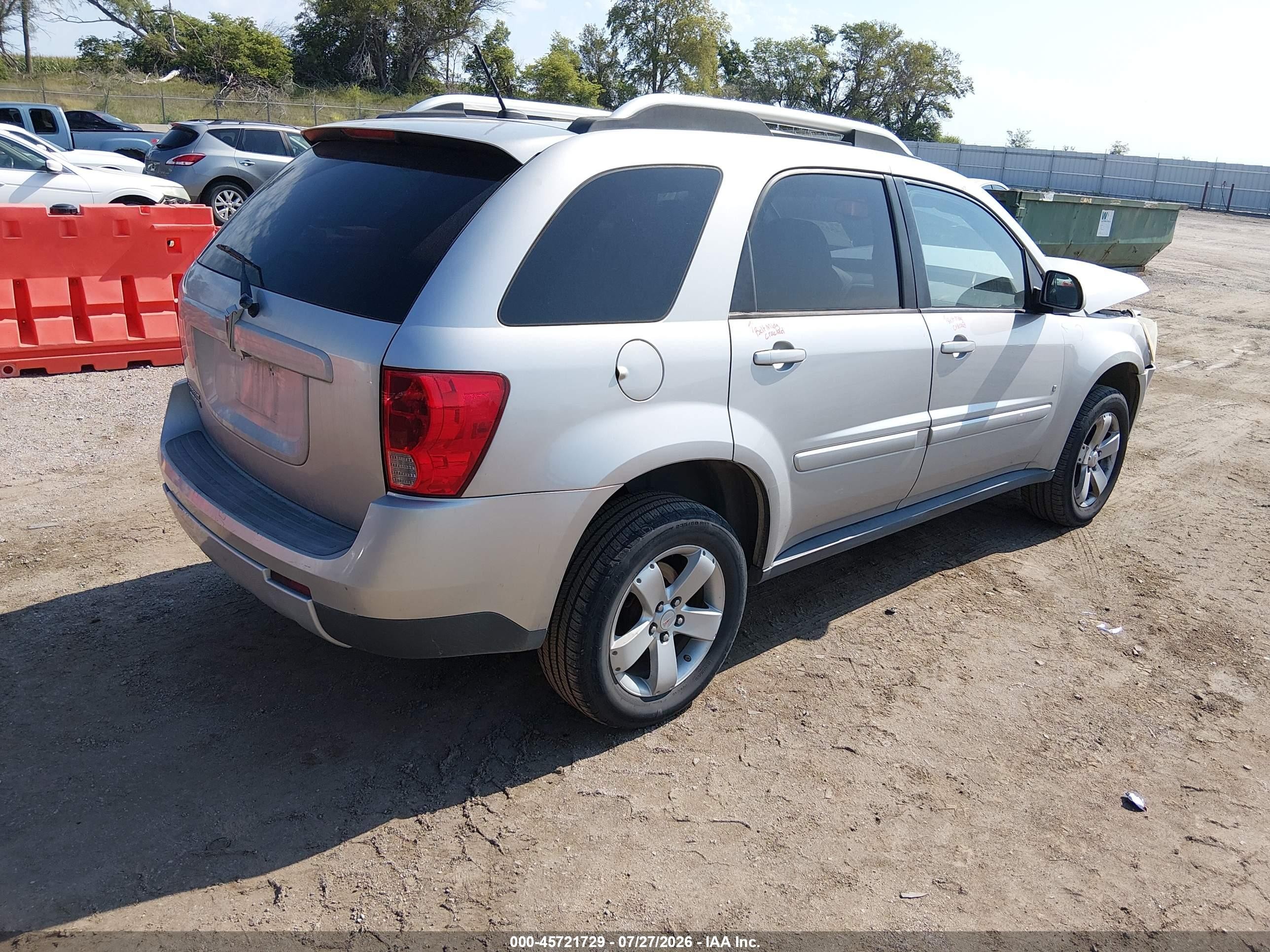 2007 Pontiac Torrent   Silver vin: 2CKDL63F376024489
