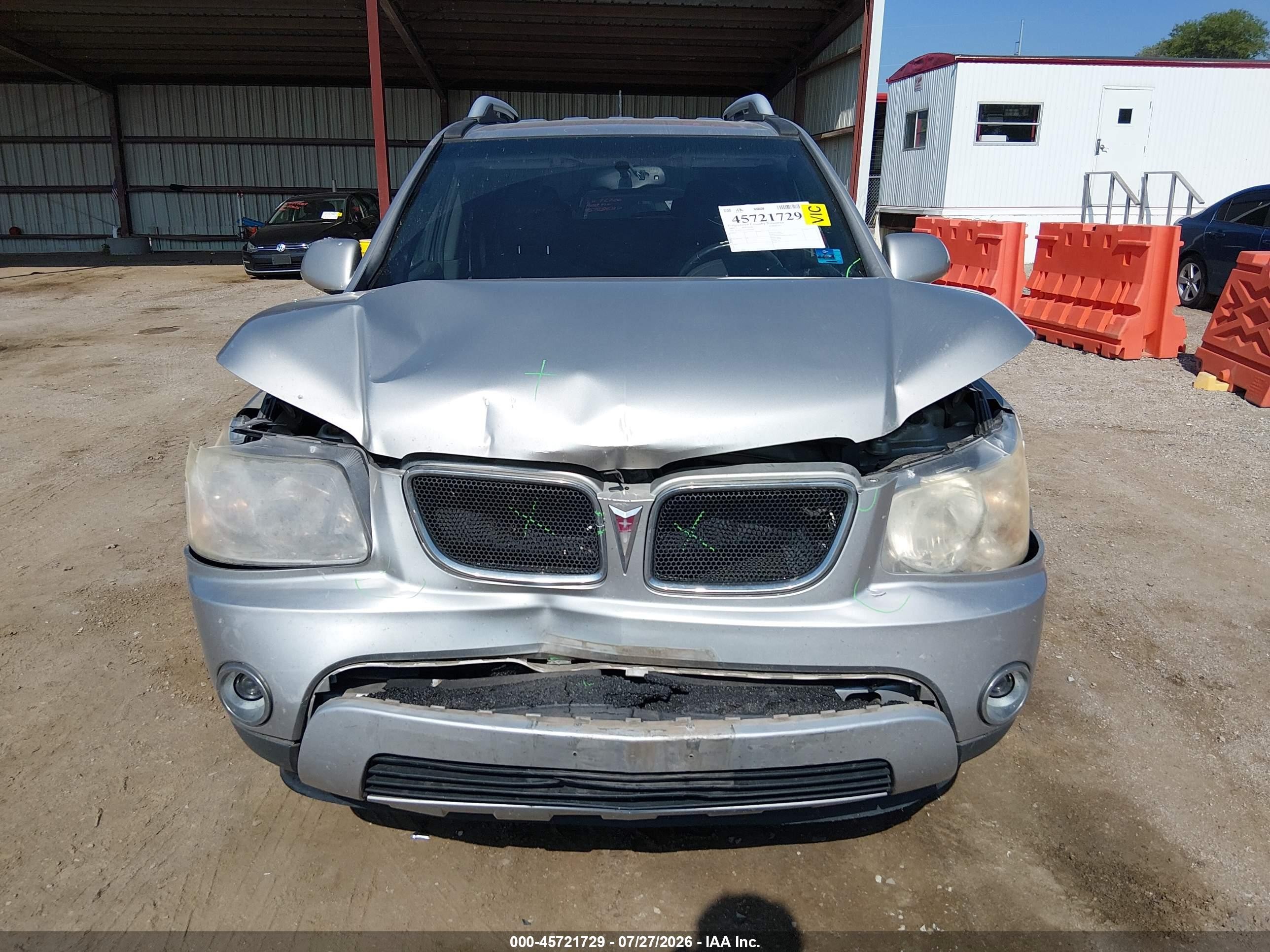 2007 Pontiac Torrent   Silver vin: 2CKDL63F376024489