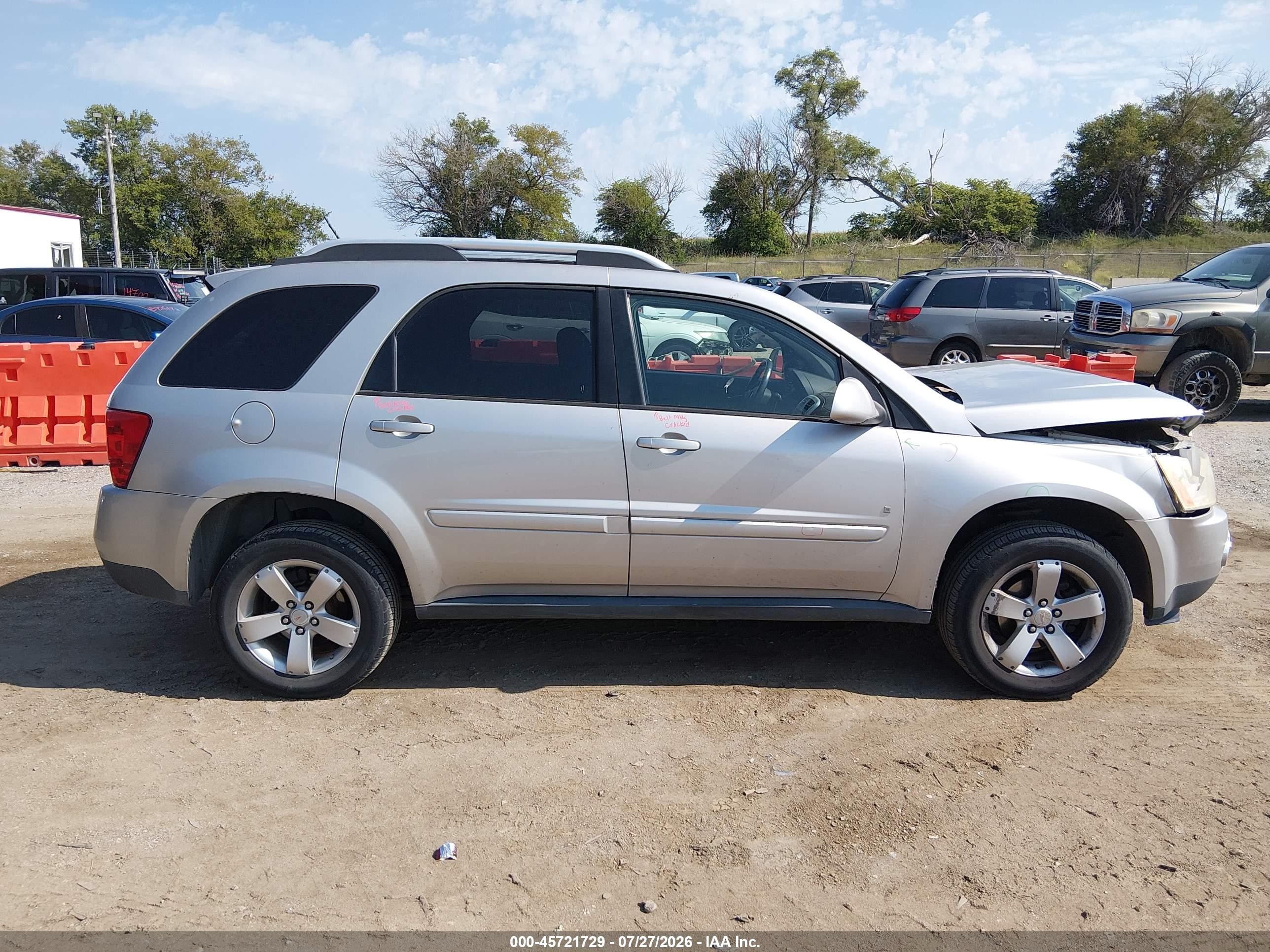 2007 Pontiac Torrent   Silver vin: 2CKDL63F376024489