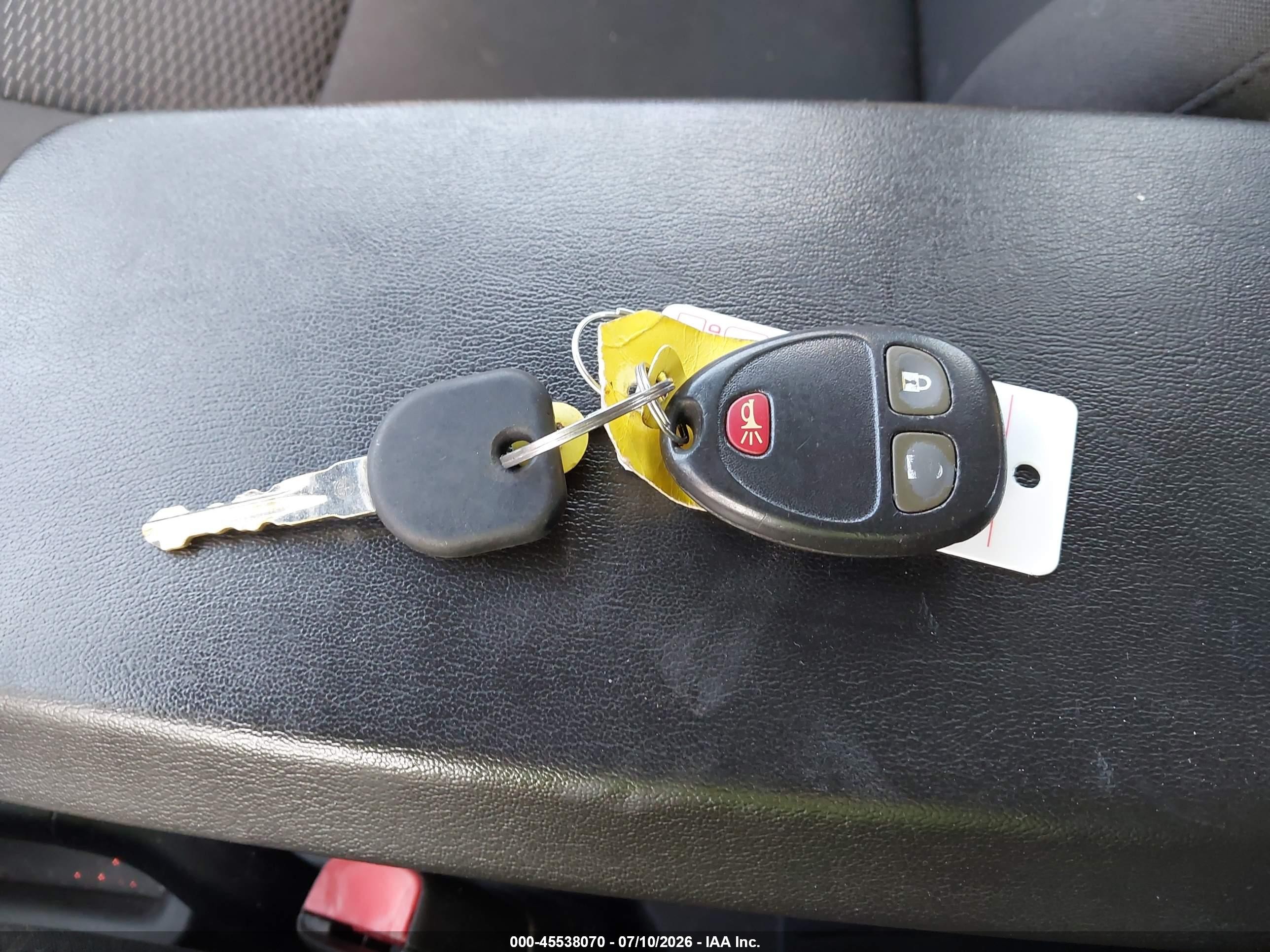 2007 Pontiac Torrent   Белый vin: 2CKDL63F376070193