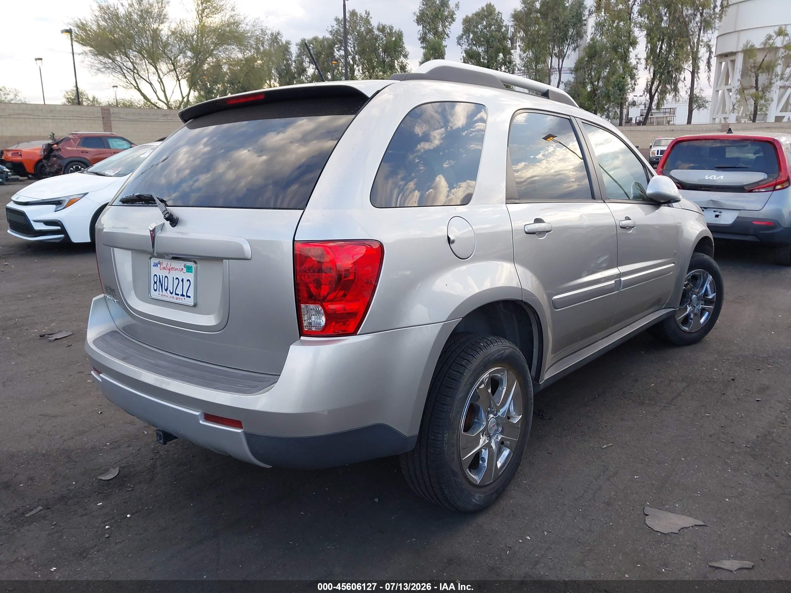2007 Pontiac Torrent   Silver vin: 2CKDL63F376102611
