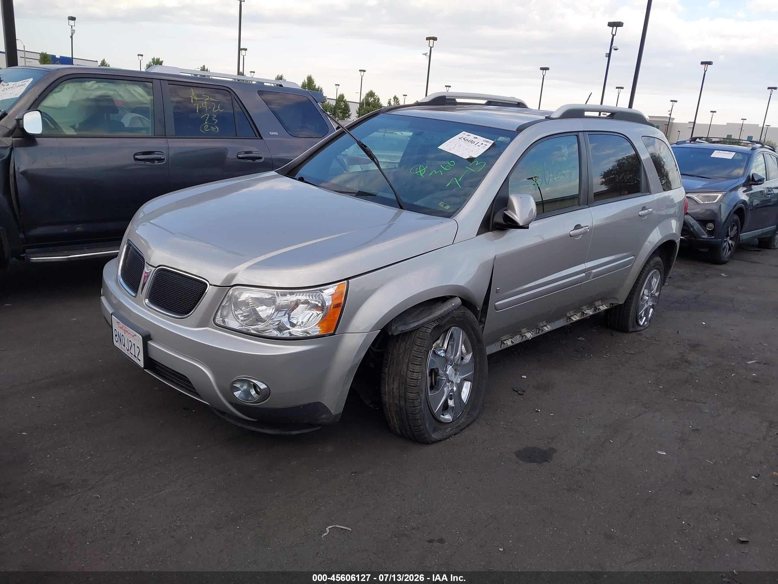 2007 Pontiac Torrent   Silver vin: 2CKDL63F376102611