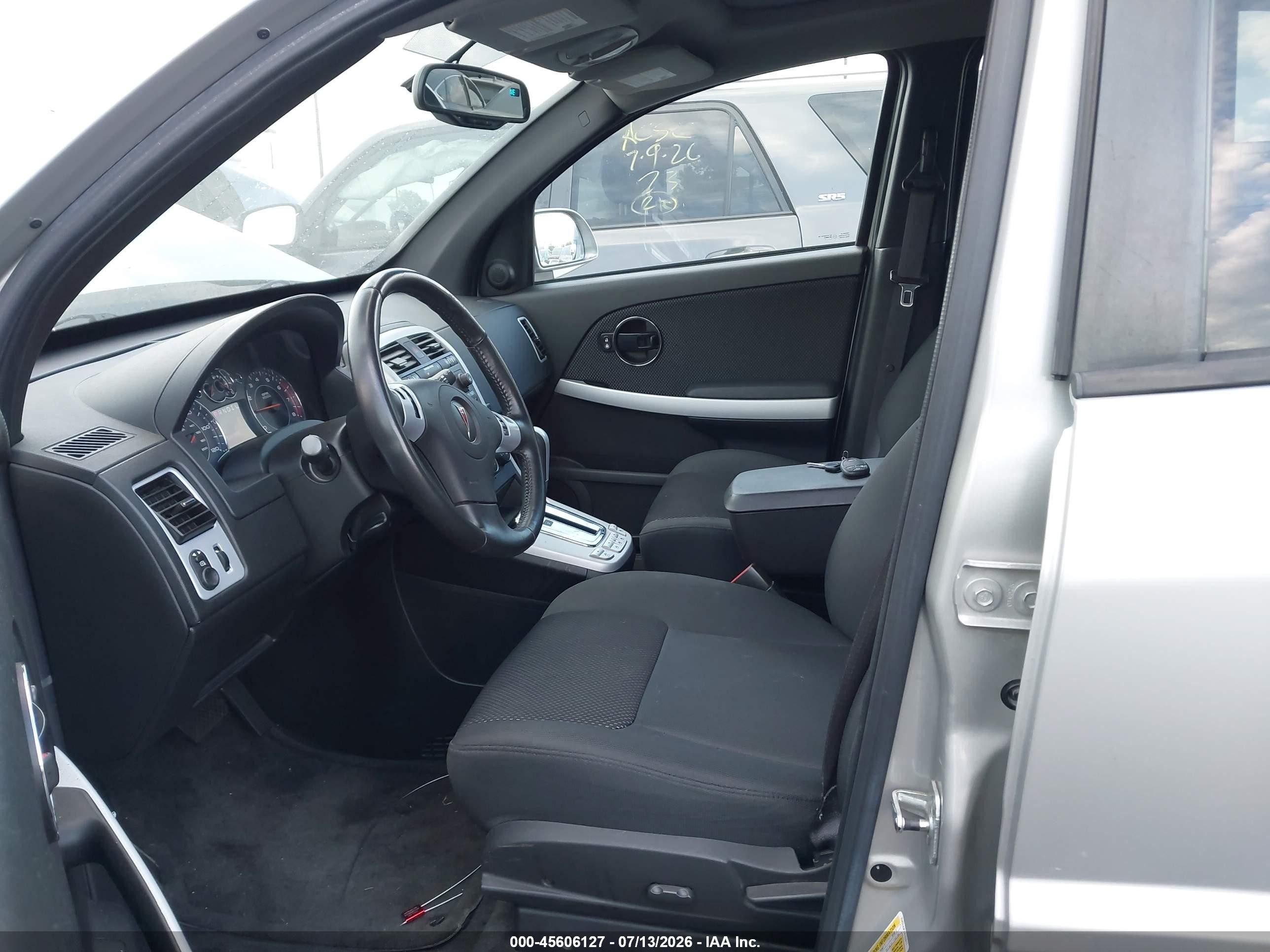 2007 Pontiac Torrent   Silver vin: 2CKDL63F376102611