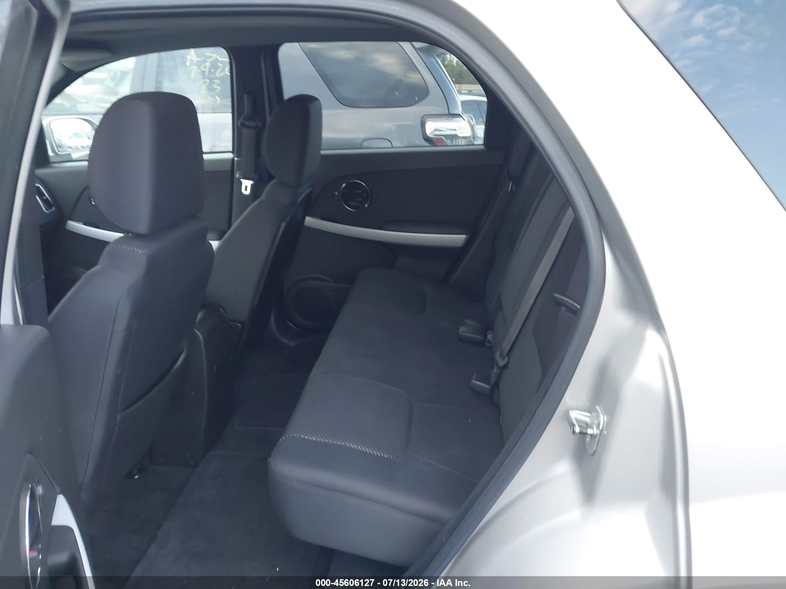 2007 Pontiac Torrent   Silver vin: 2CKDL63F376102611