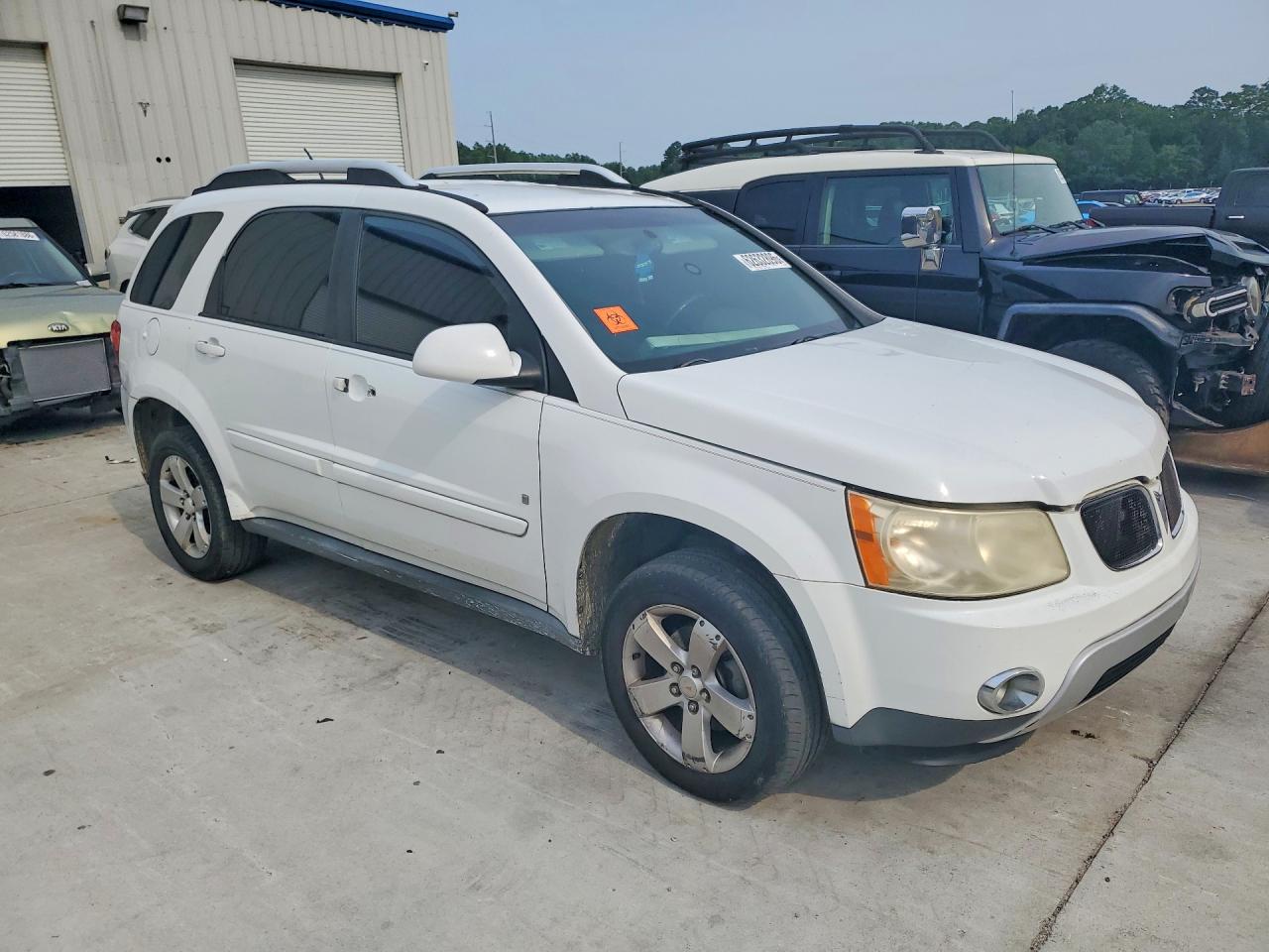 2007 Pontiac Torrent White vin: 2CKDL63F676054165