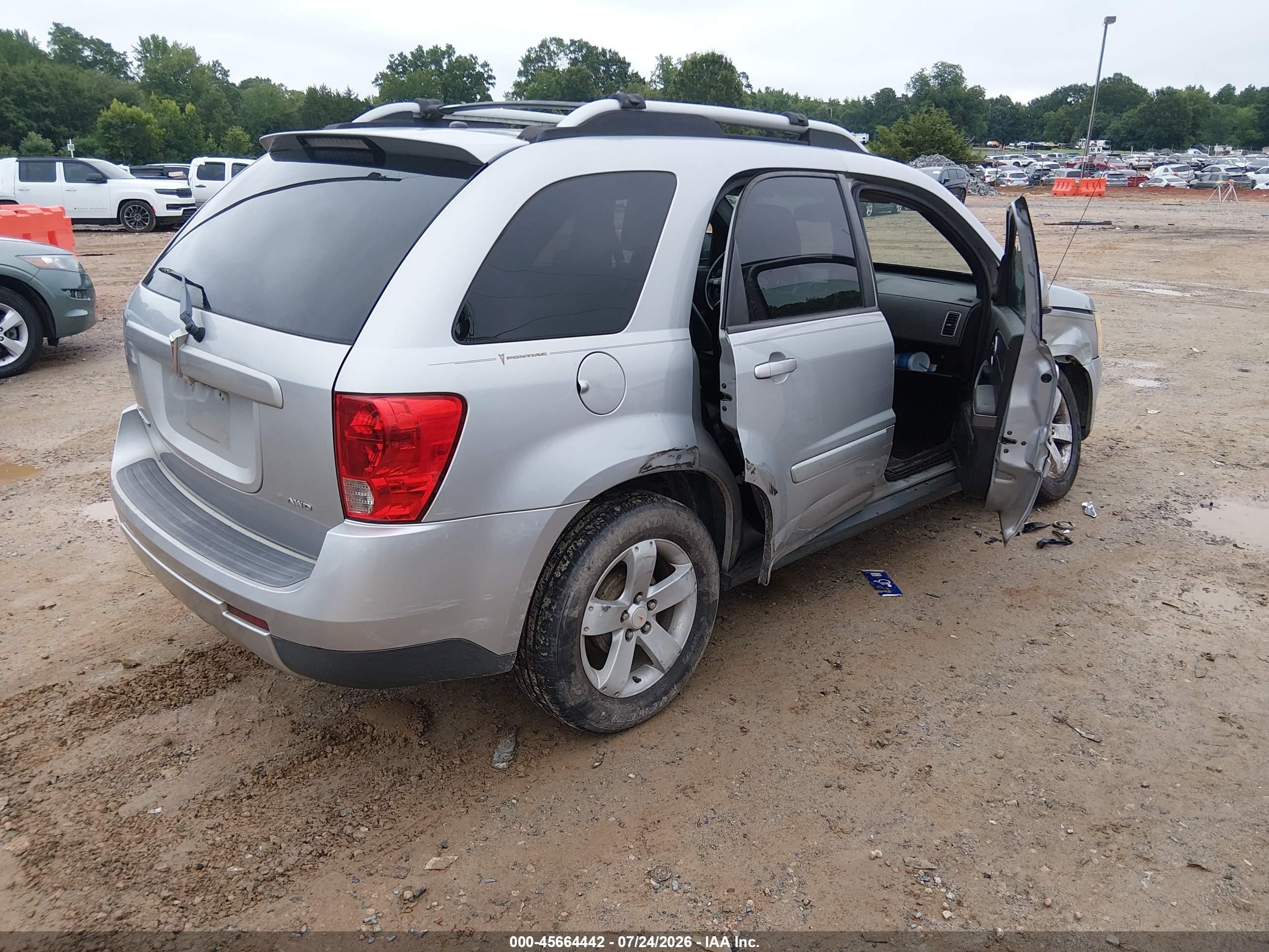 2006 Pontiac Torrent   Silver vin: 2CKDL73F166123154