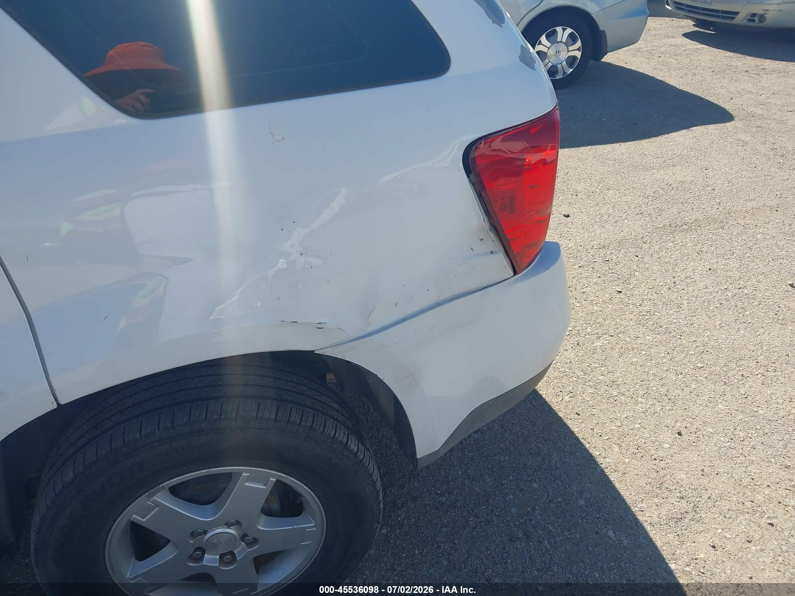 2006 Pontiac Torrent Белый vin: 2CKDL73F566200219