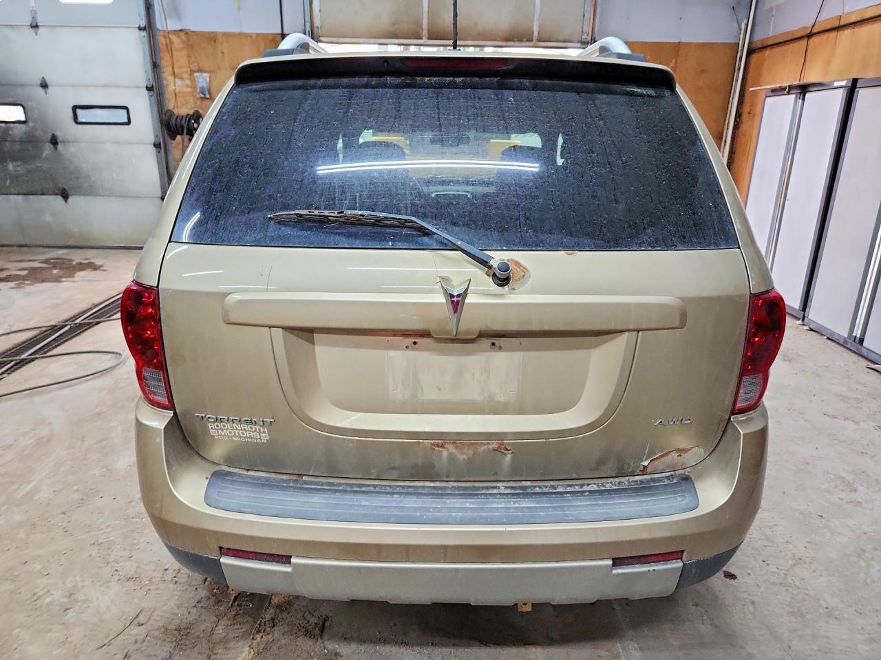 2007 Pontiac Torrent Gold vin: 2CKDL73F776019690