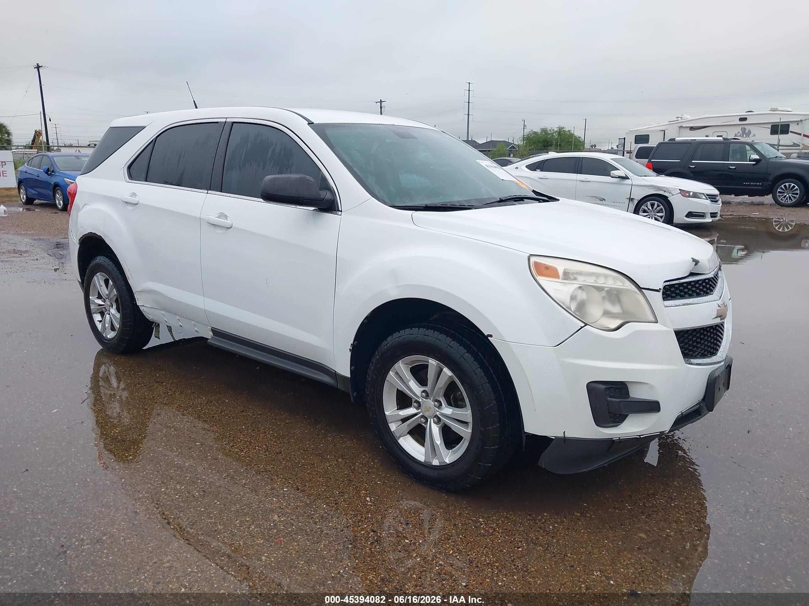 2011 Chevrolet Equinox Ls Белый vin: 2CNALBEC0B6359882