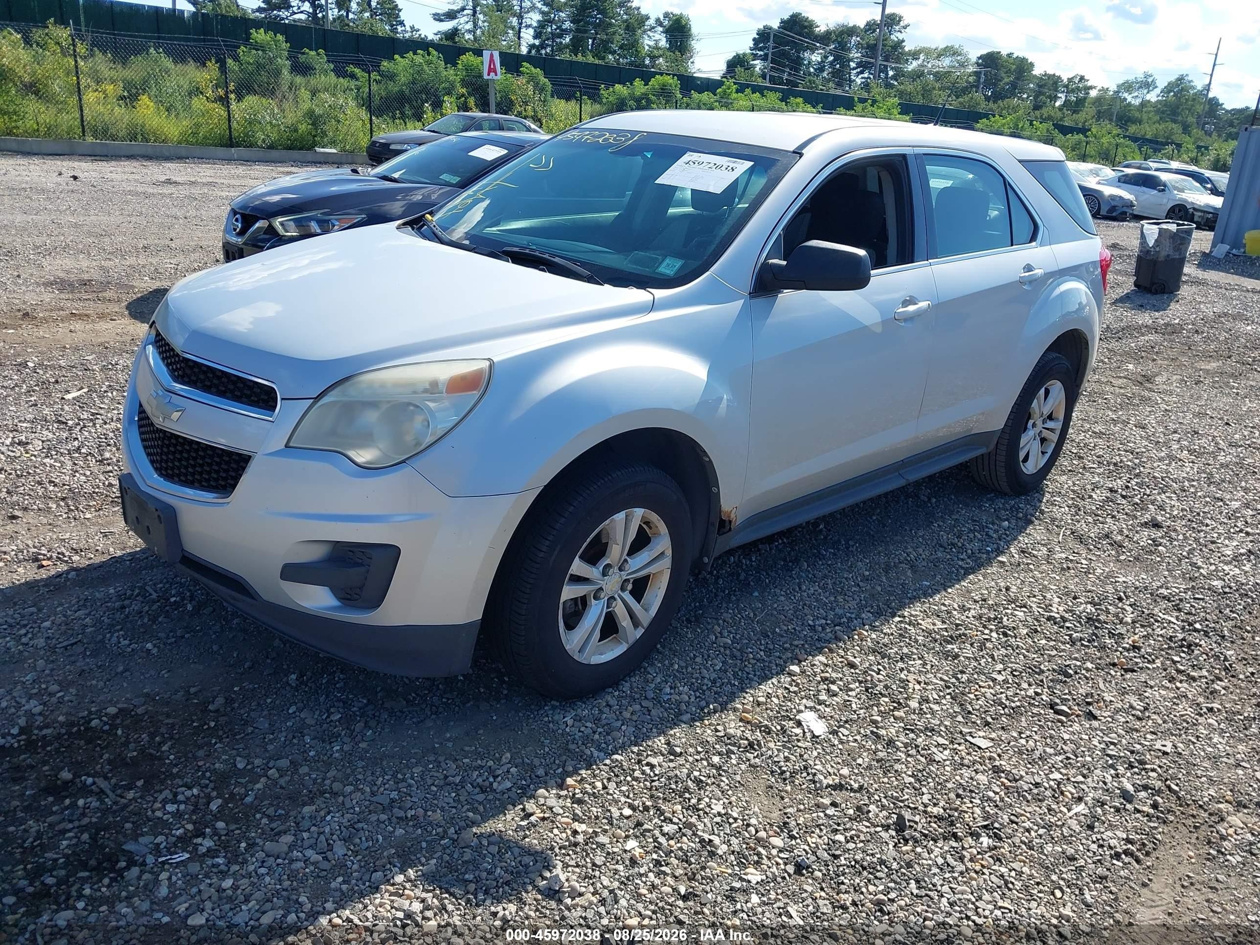 2011 Chevrolet Equinox Ls Silver vin: 2CNALBEC7B6268172