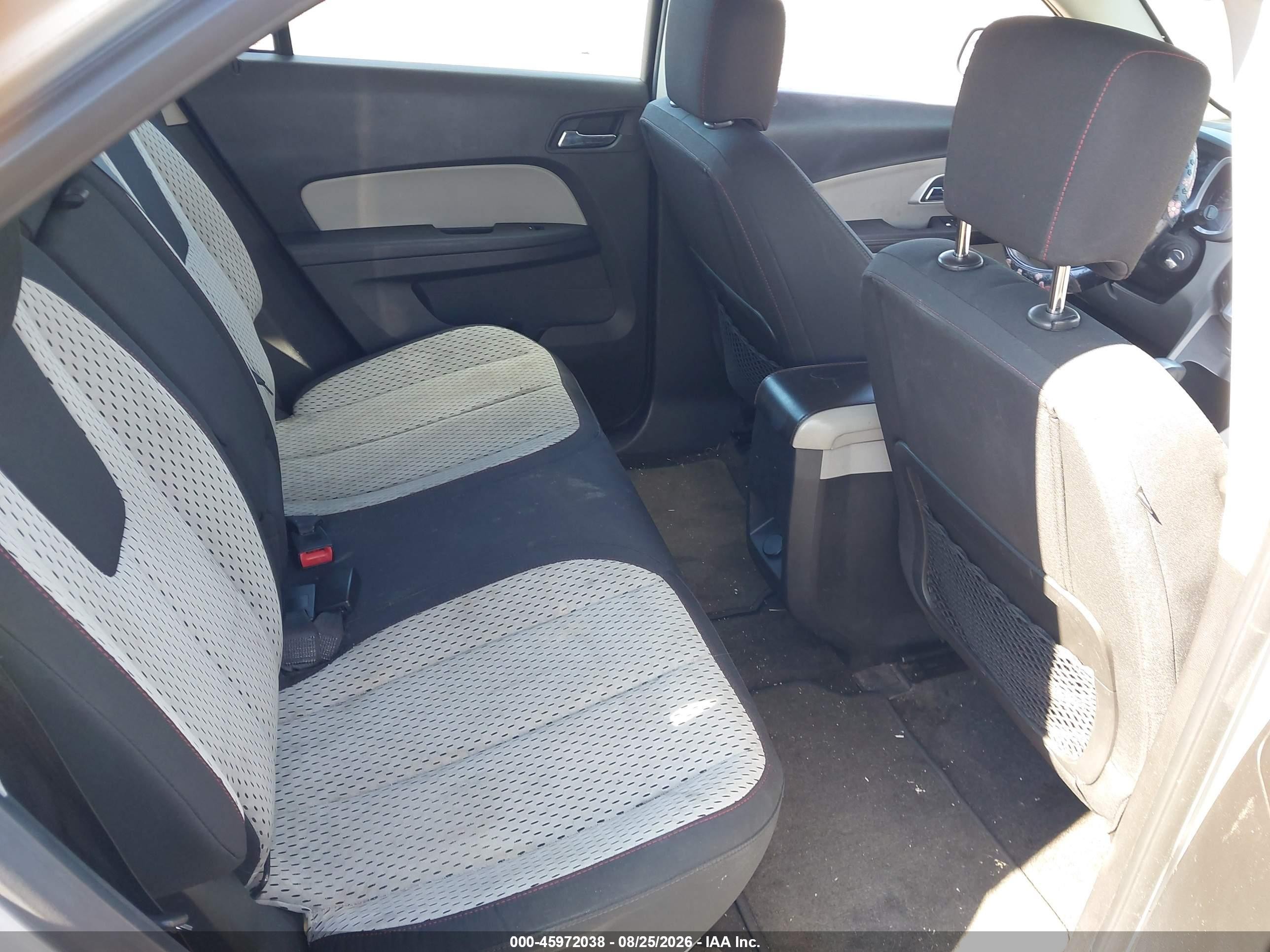 2011 Chevrolet Equinox Ls Silver vin: 2CNALBEC7B6268172
