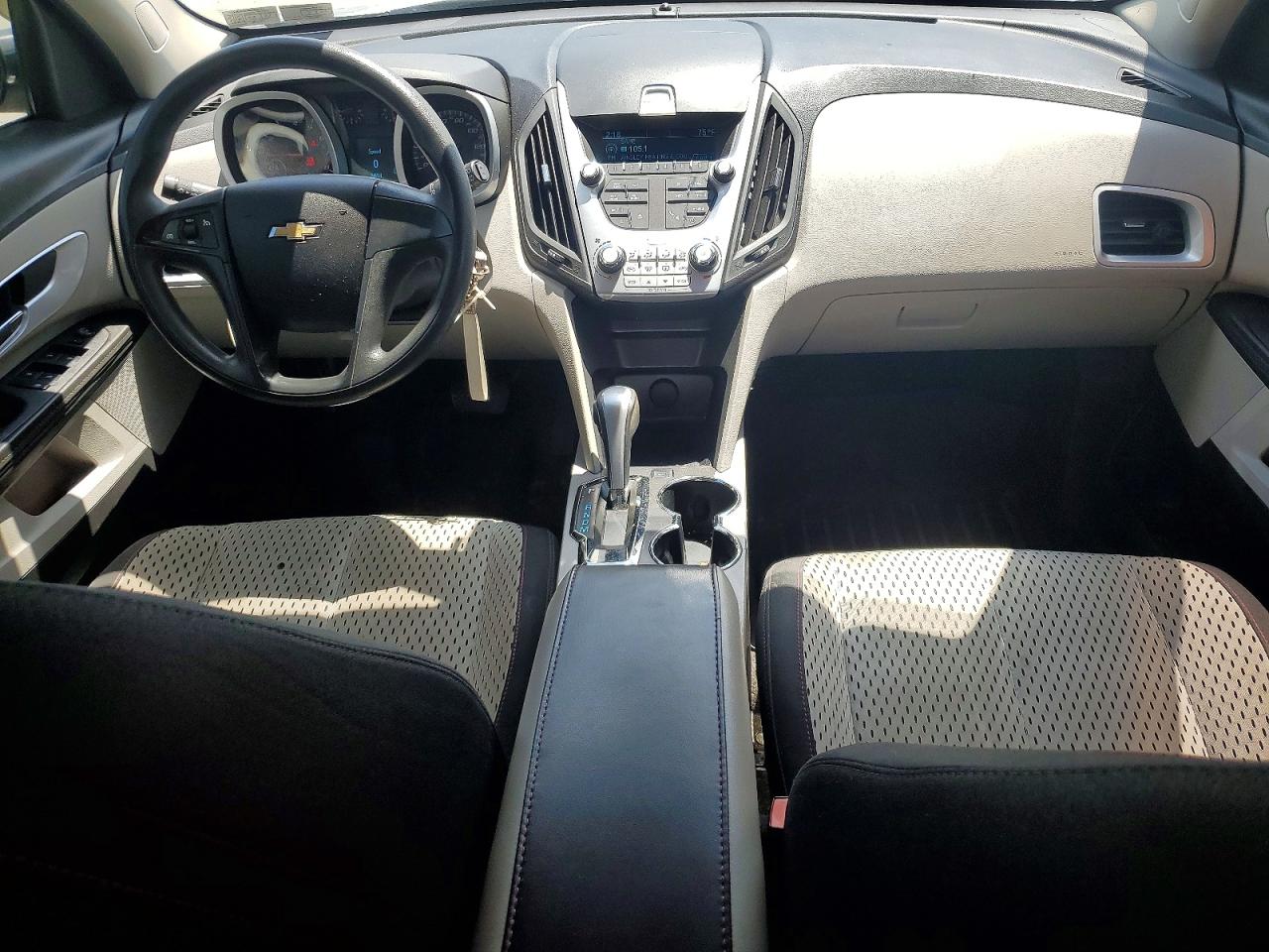 2011 Chevrolet Equinox Ls Silver vin: 2CNALBEC8B6481017