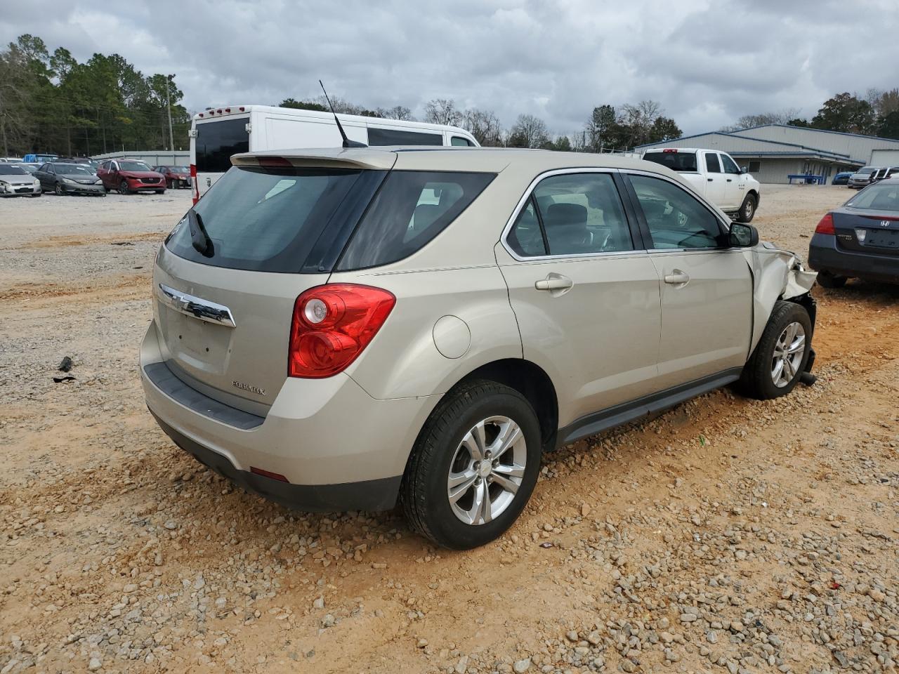2011 Chevrolet Equinox Ls Желто-коричневый vin: 2CNALBECXB6241189